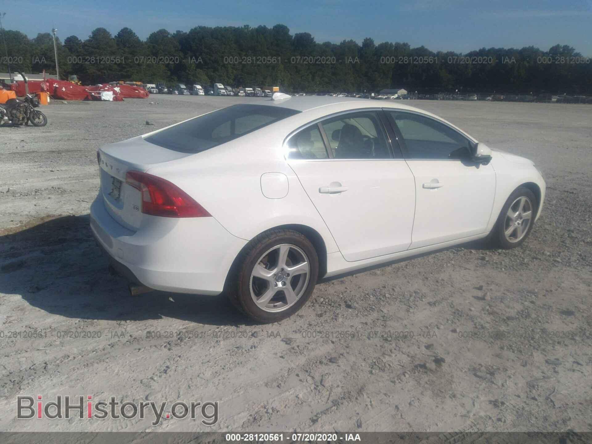 2012 Volvo S60 - VIN: YV1622F5XC2108251 - Фото 4