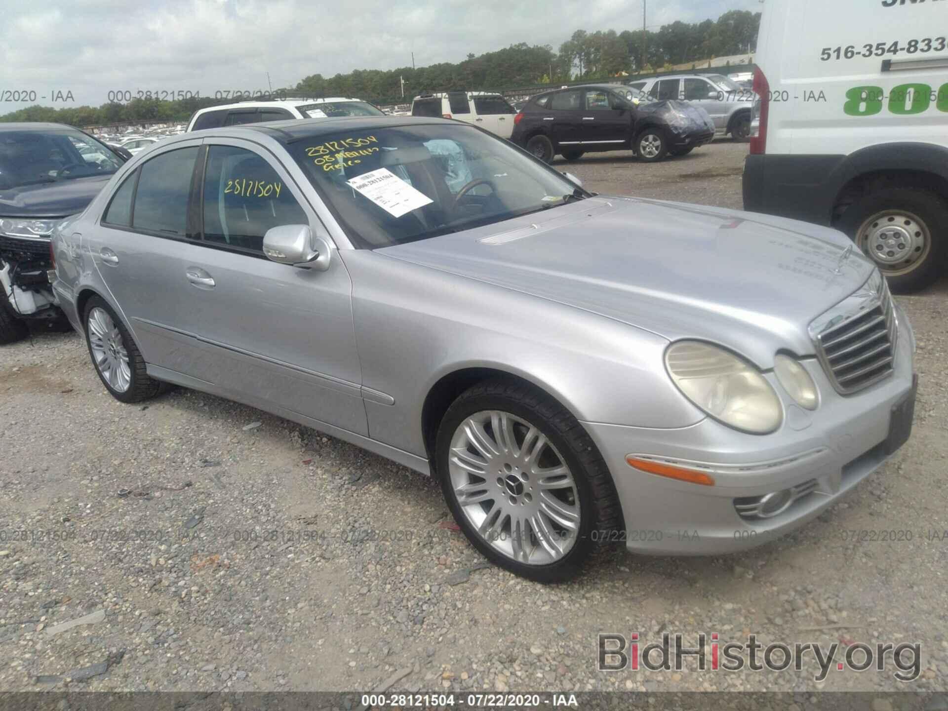 Photo WDBUF87X98B356995 - MERCEDES-BENZ E-CLASS 2008