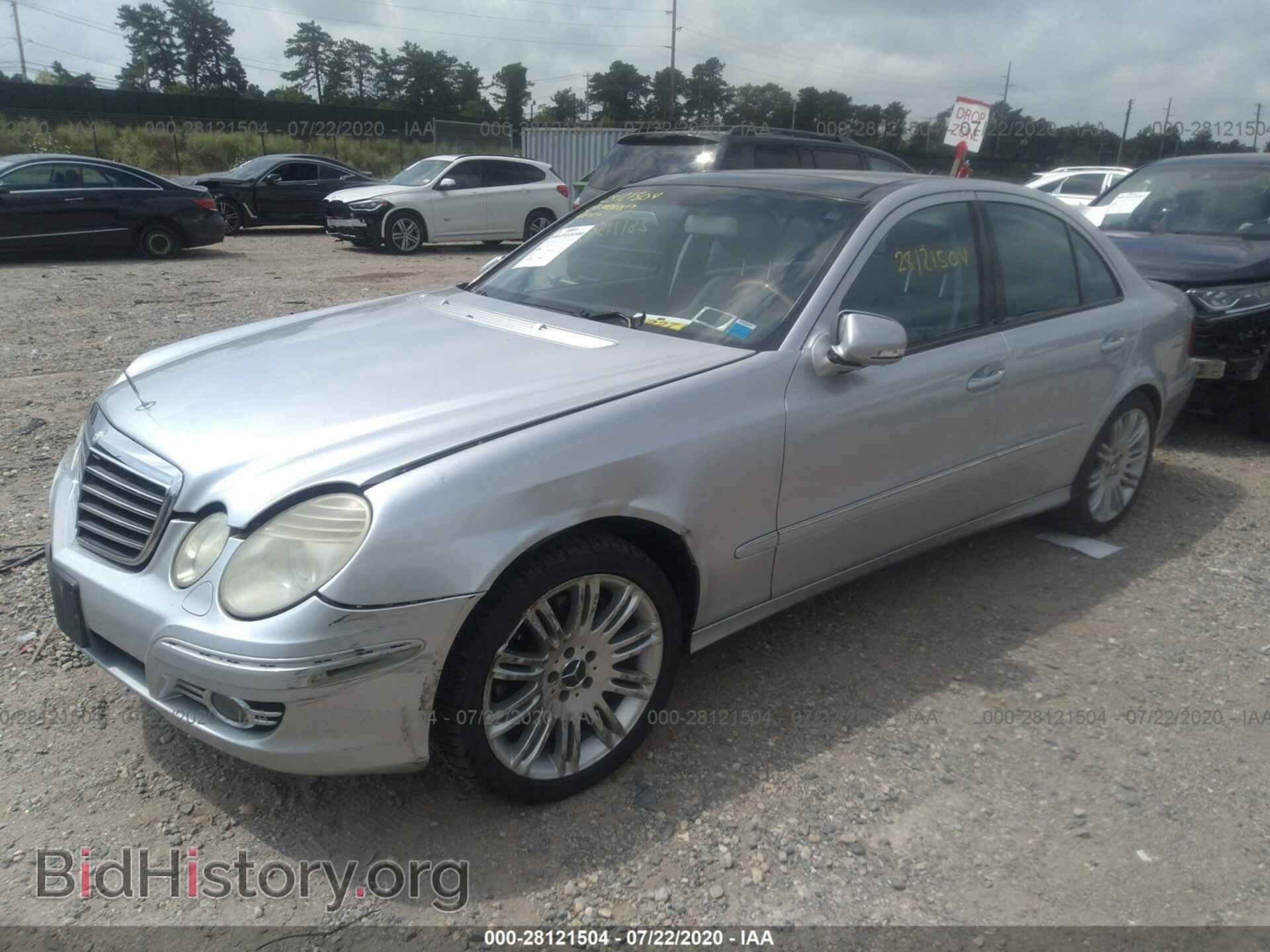 2008 MERCEDES-BENZ E-CLASS - VIN: WDBUF87X98B356995 - Фото 2