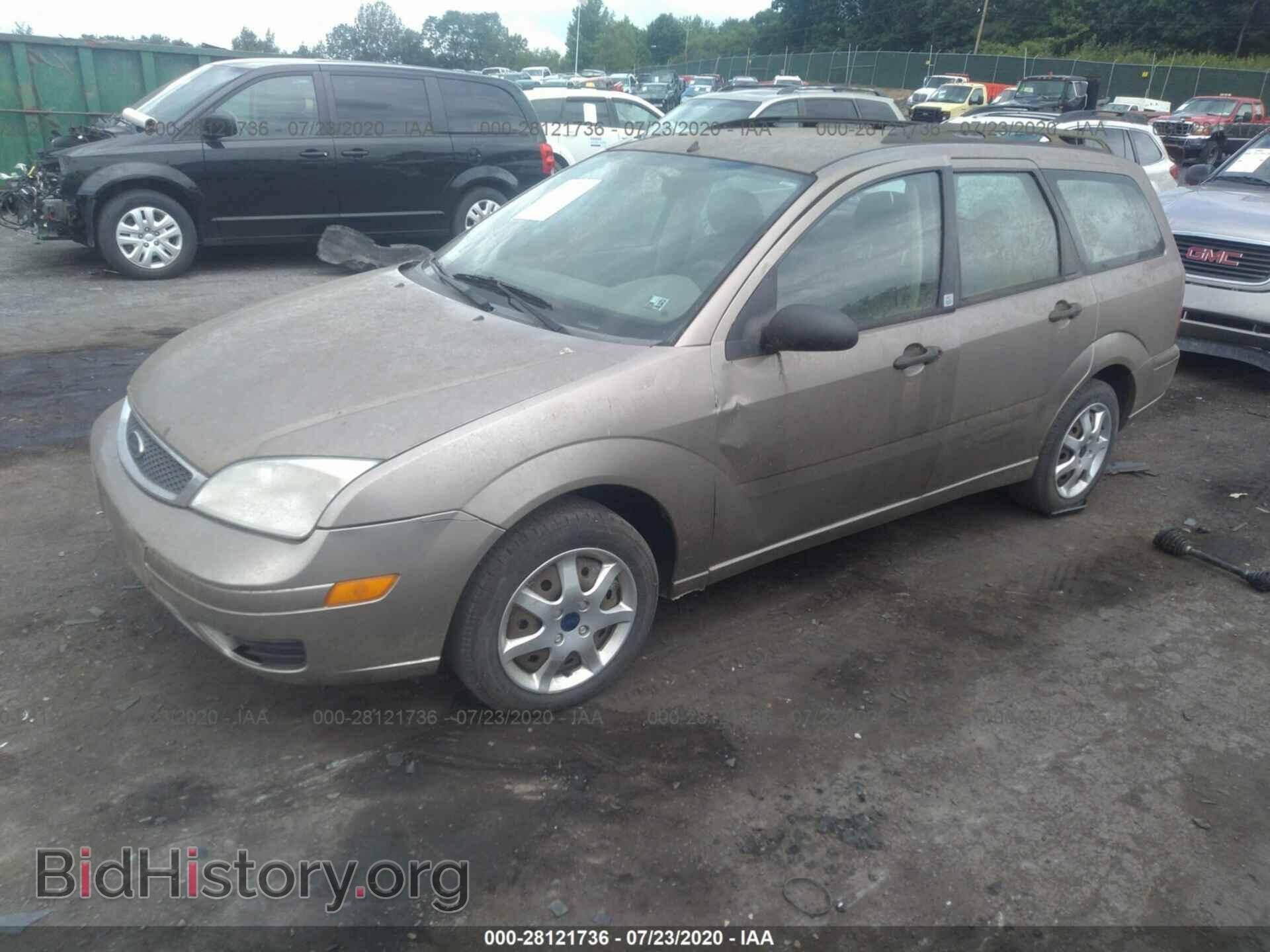 2005 FORD FOCUS - VIN: 1FAFP36N45W167952 - Фото 2