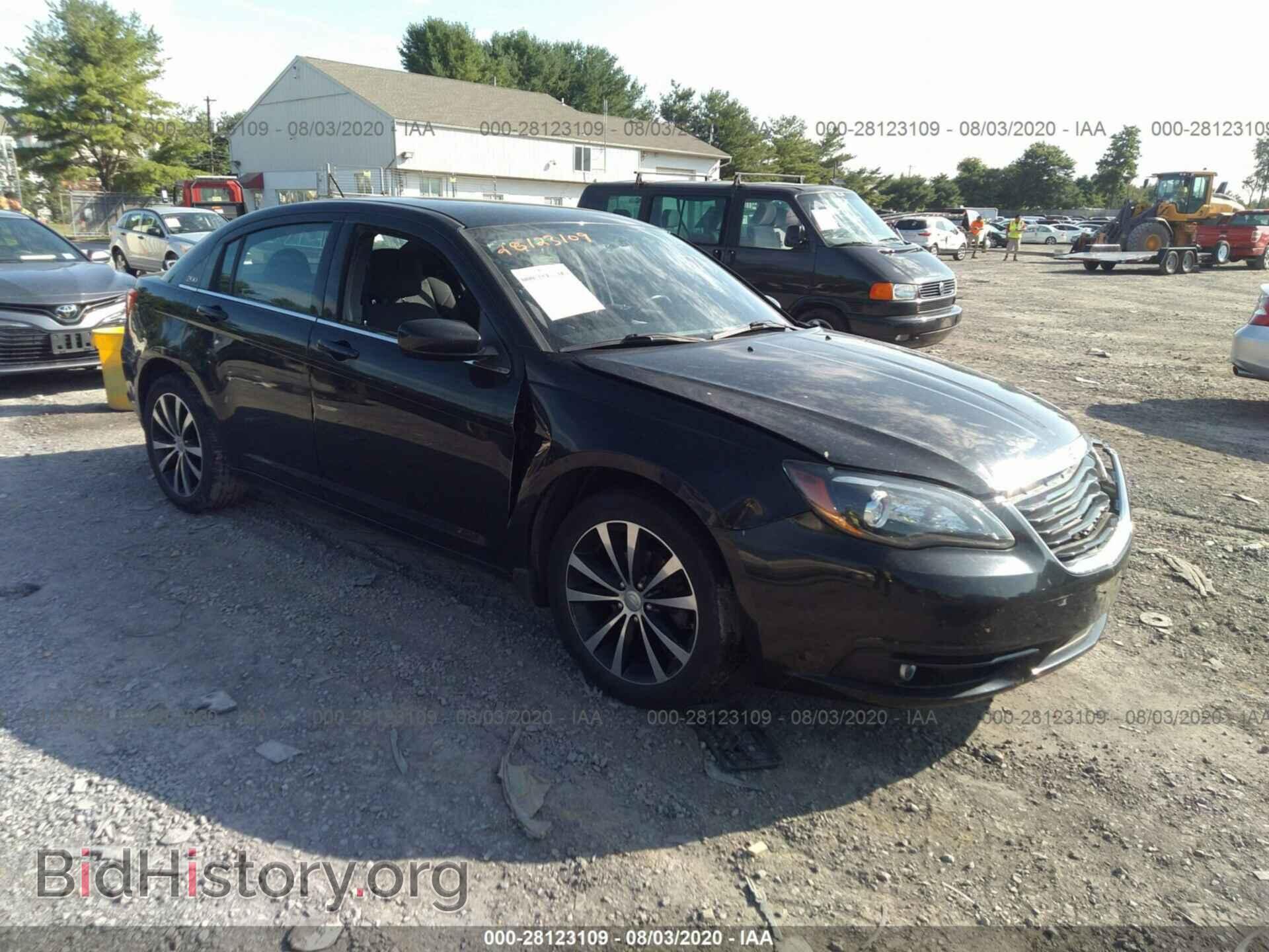 Фотография 1C3CCBBB0EN153085 - CHRYSLER 200 2014