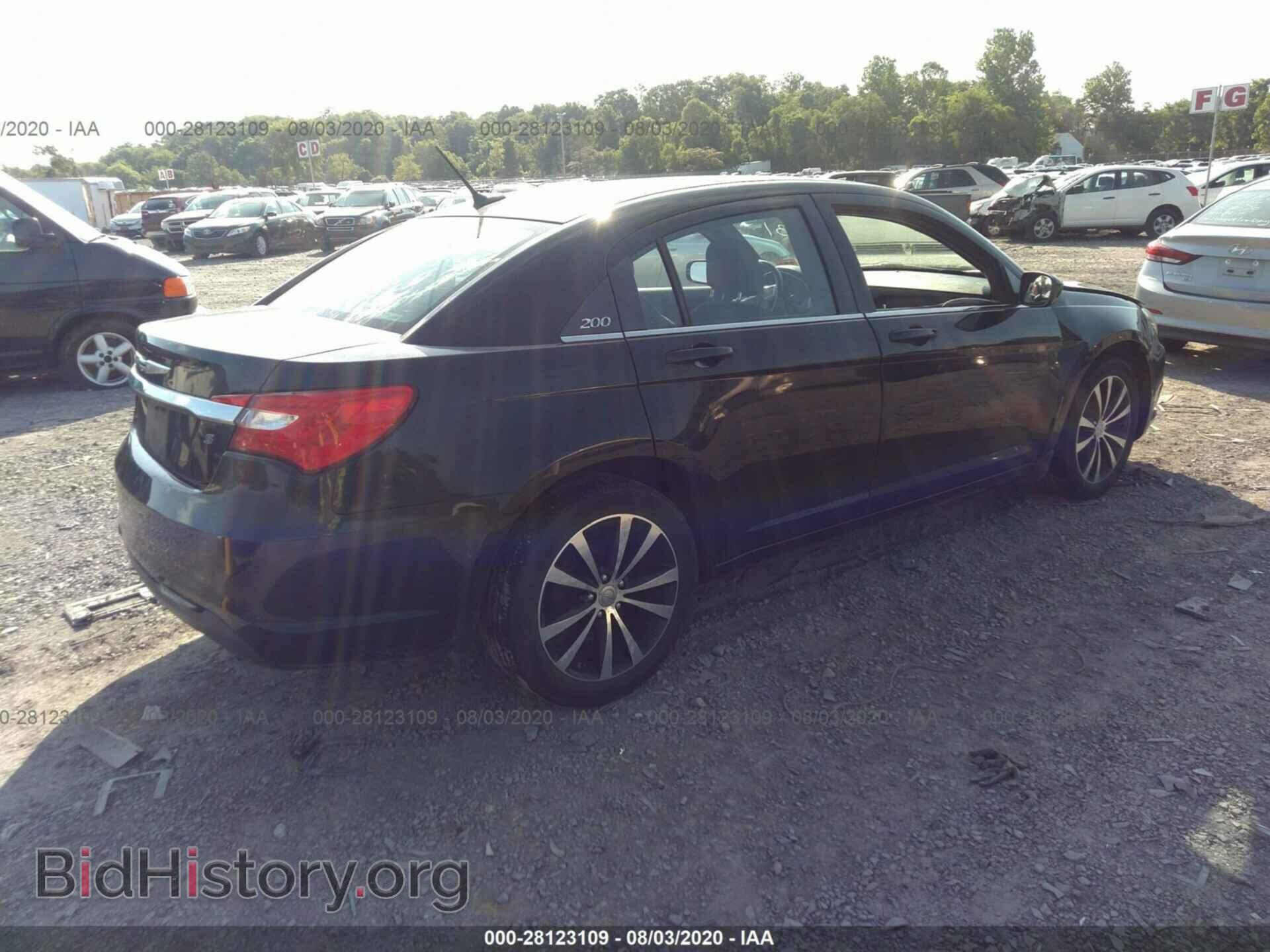 2014 CHRYSLER 200 - VIN: 1C3CCBBB0EN153085 - Фото 4