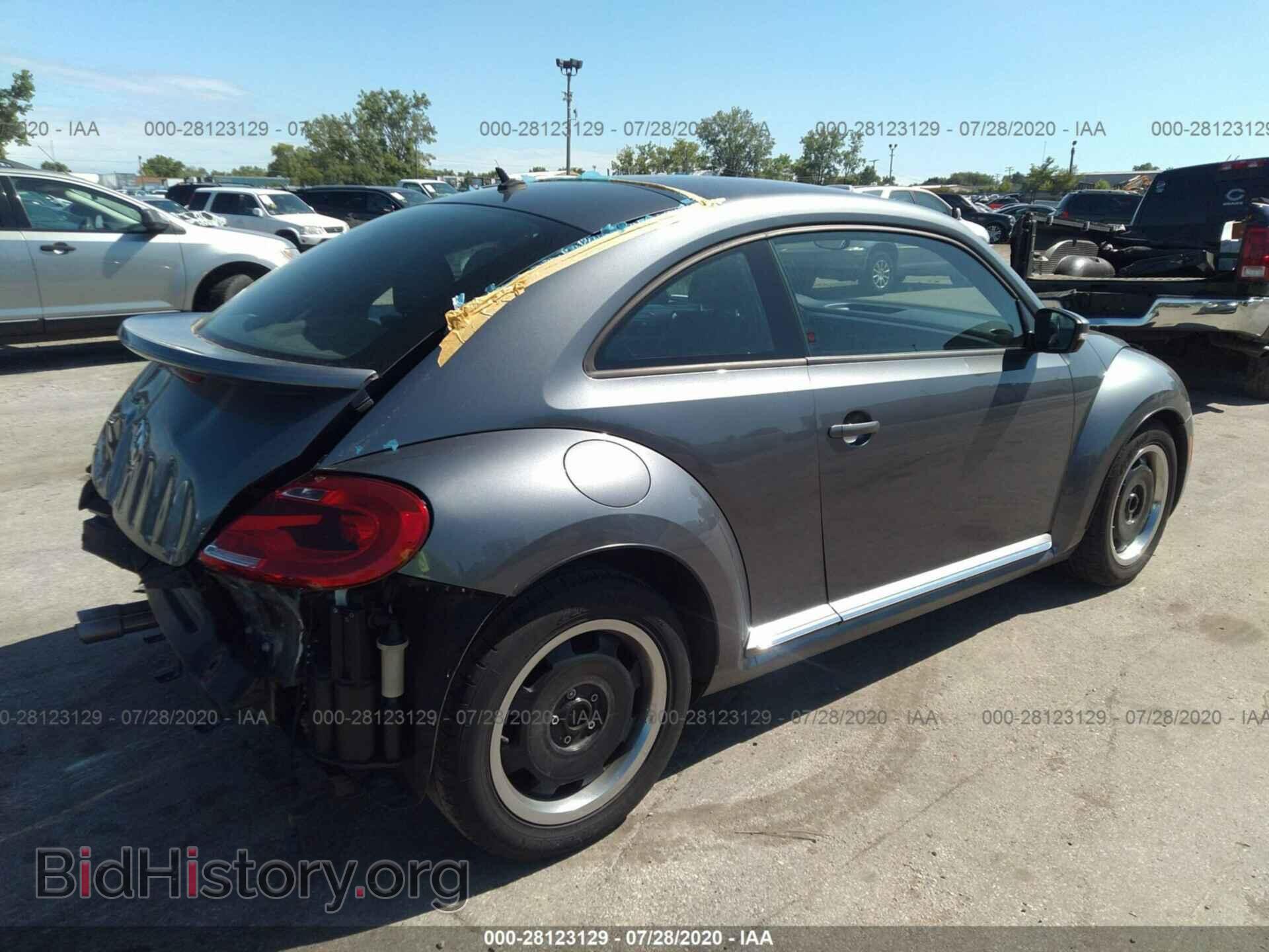 2012 VOLKSWAGEN BEETLE - VIN: 3VWJP7AT1CM615009 - Фото 4