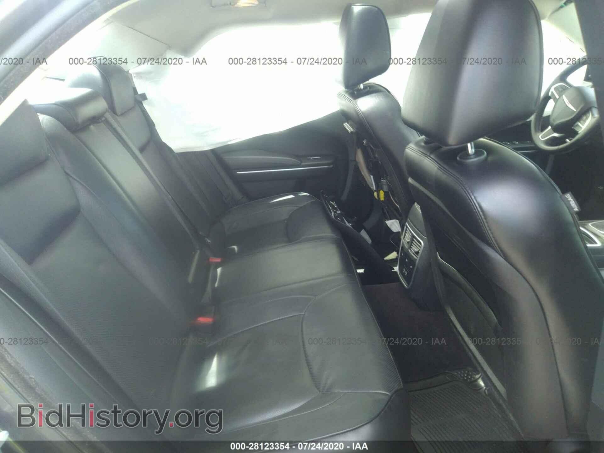 2016 CHRYSLER 300 - VIN: 2C3CCAEG6GH342921 - Photo 8
