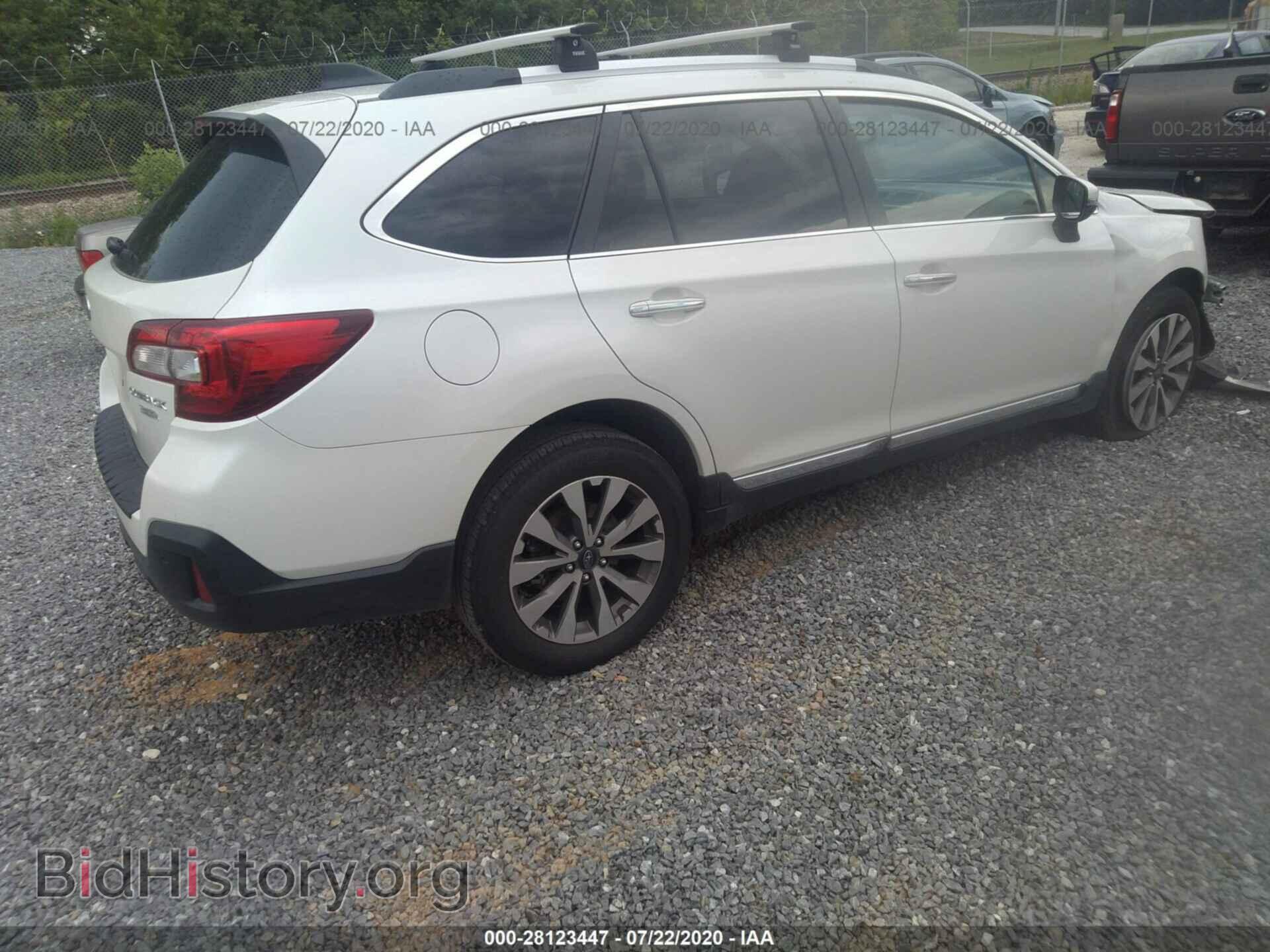 2019 SUBARU OUTBACK - VIN: 4S4BSETC9K3242076 - Фото 4