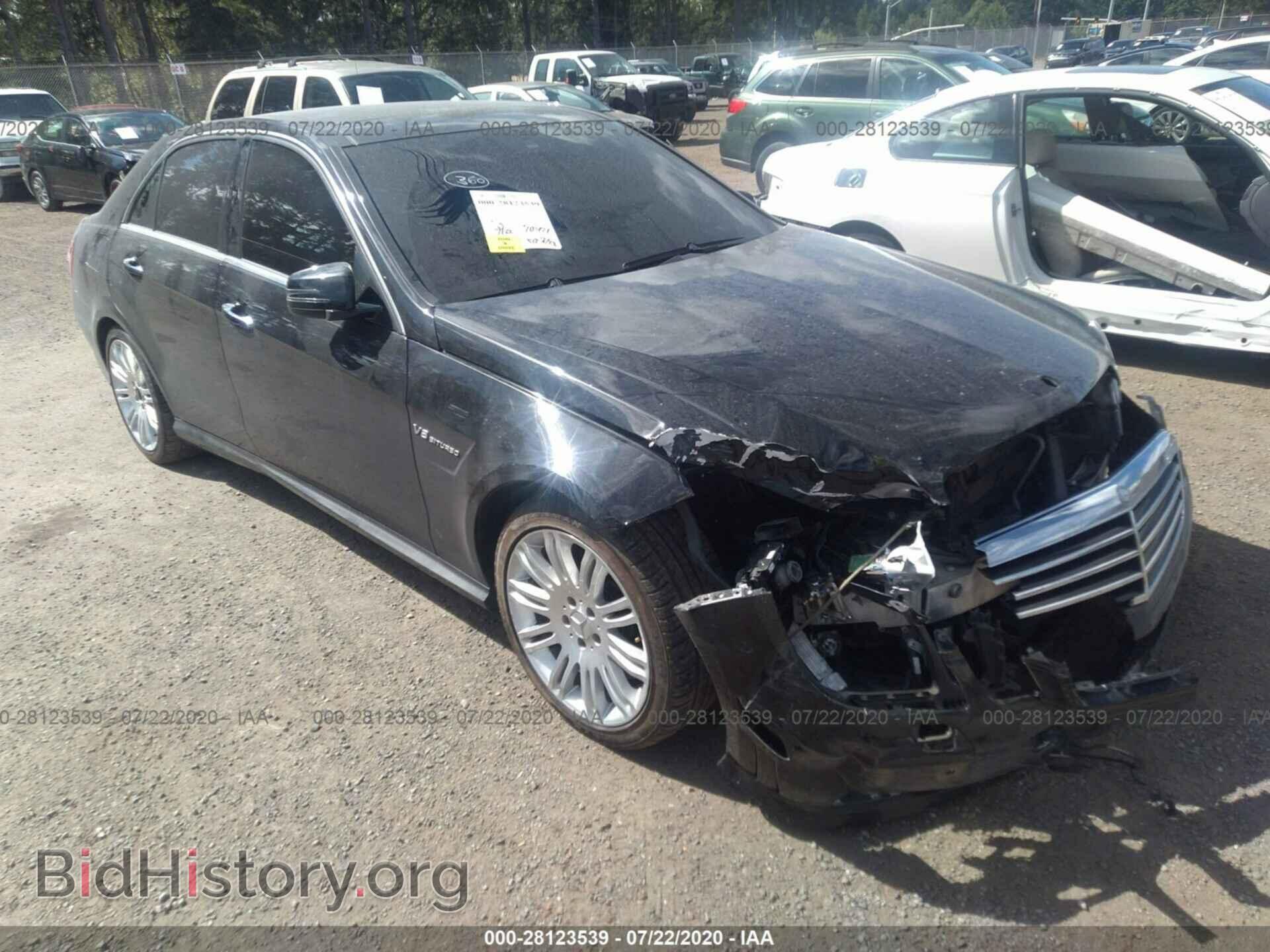 Photo WDDHF7EB3CA501893 - MERCEDES-BENZ E-CLASS 2012