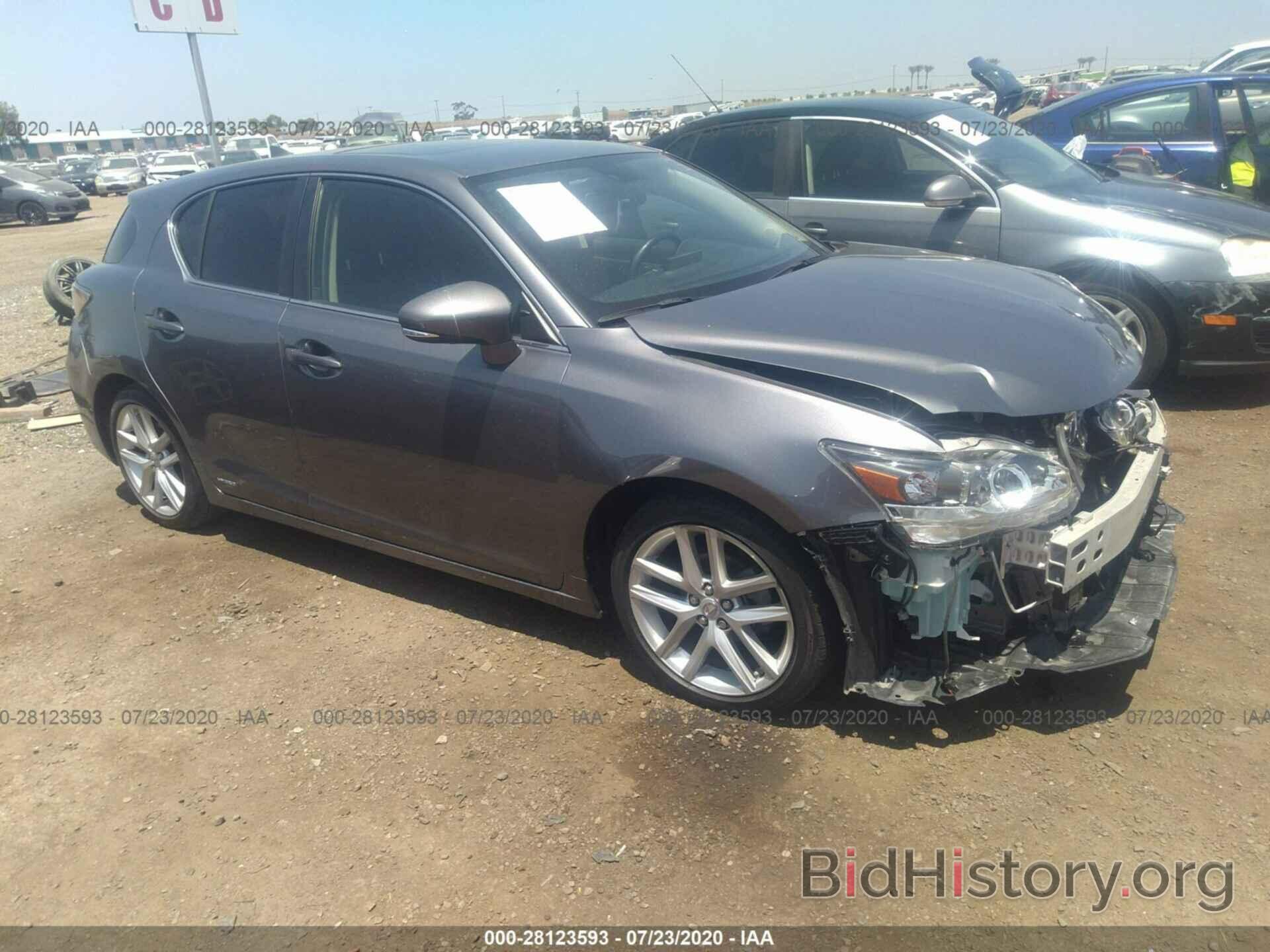 Photo JTHKD5BH2F2219017 - LEXUS CT 200H 2015