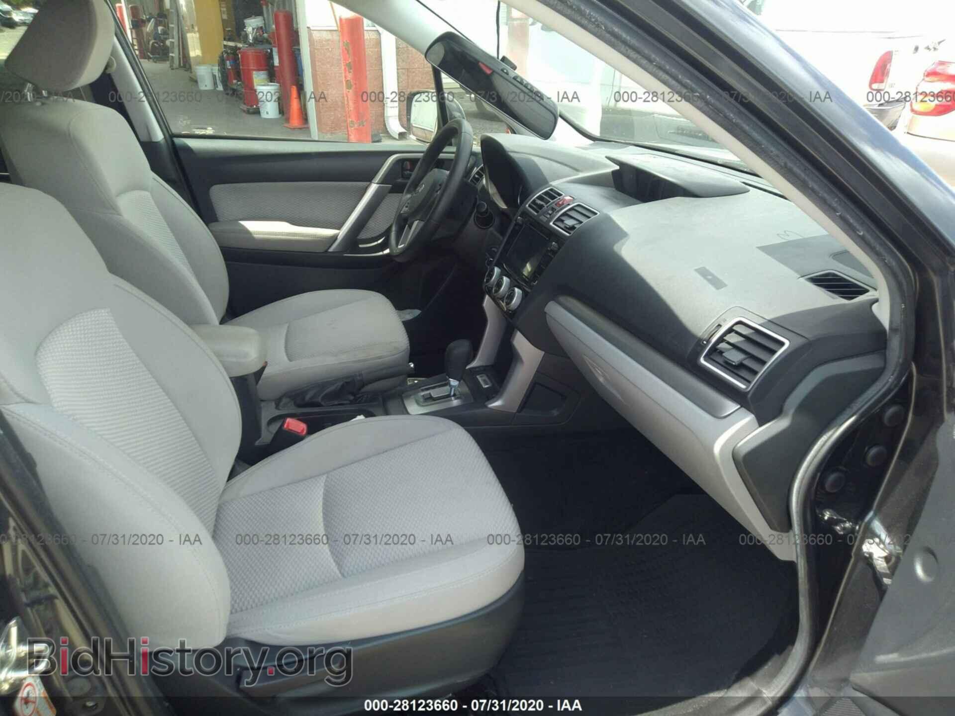 2017 SUBARU FORESTER - VIN: JF2SJAGC7HH538107 - Фото 5