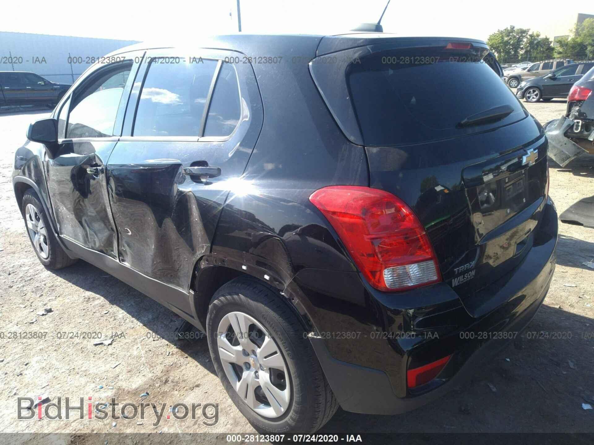 2017 CHEVROLET TRAX - VIN: 3GNCJKSBXHL227707 - Фото 3