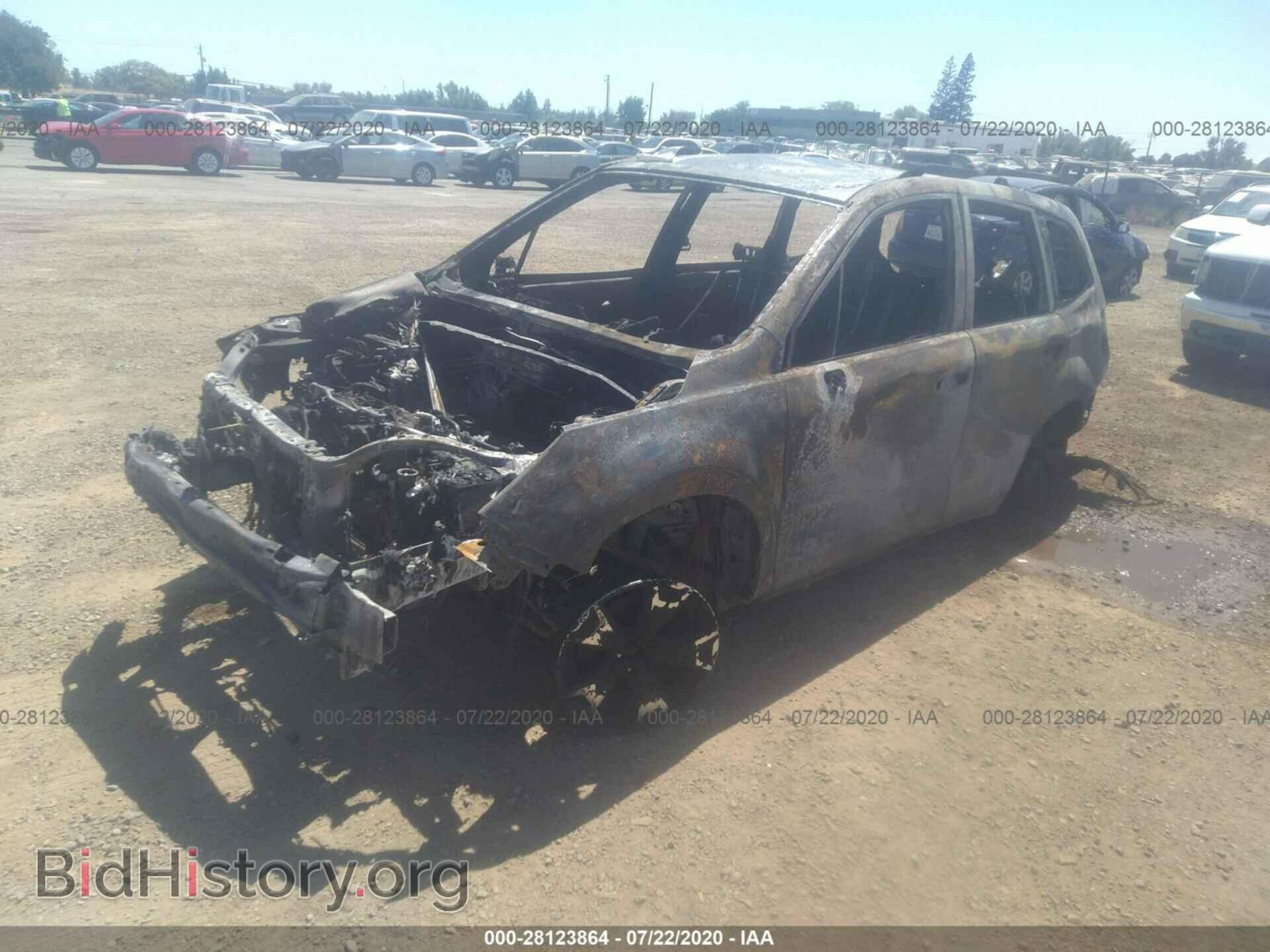 2016 SUBARU FORESTER - VIN: JF2SJABC6GH504648 - Фото 2