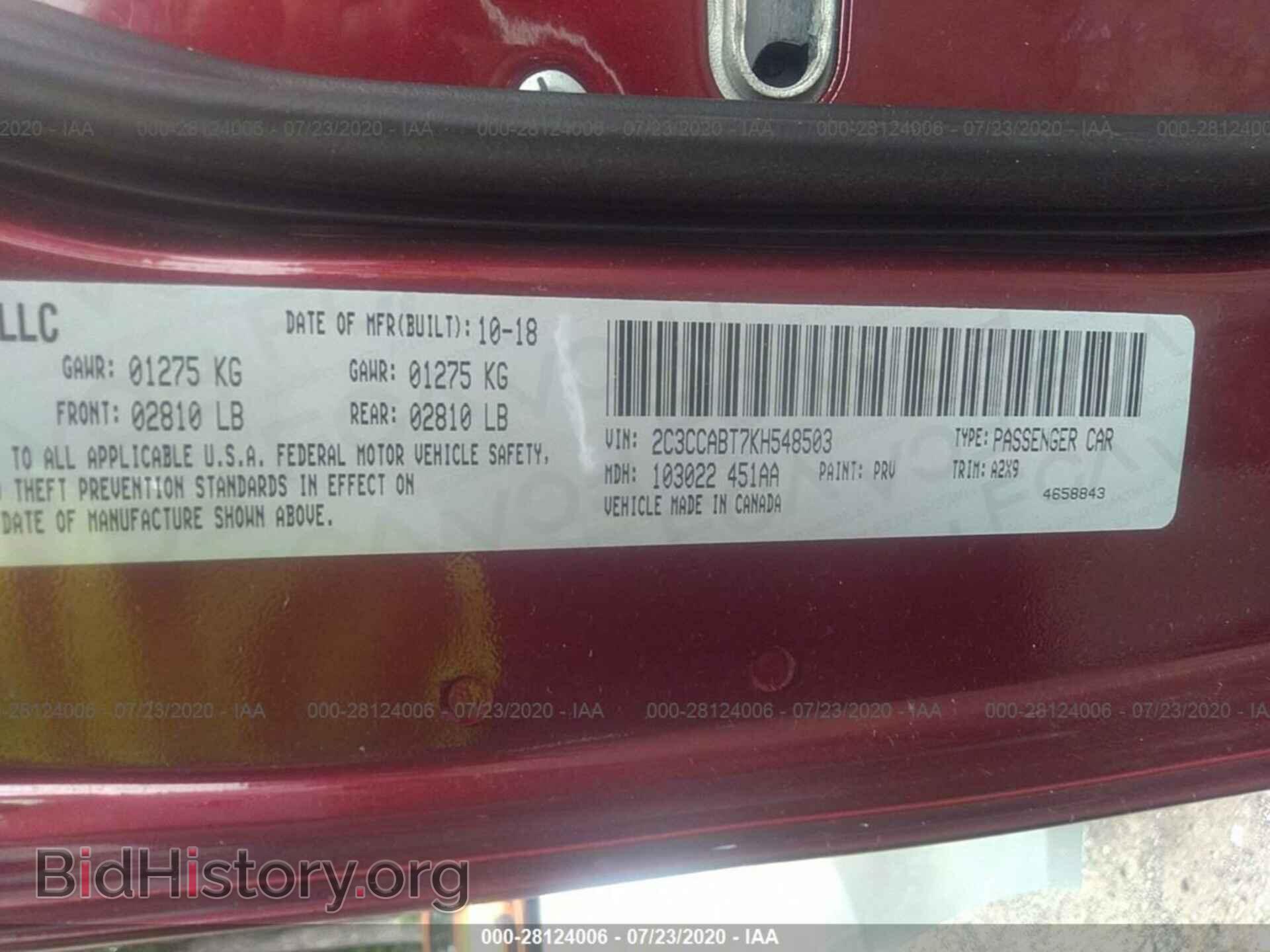 2019 CHRYSLER 300 - VIN: 2C3CCABT7KH548503 - Фото 9