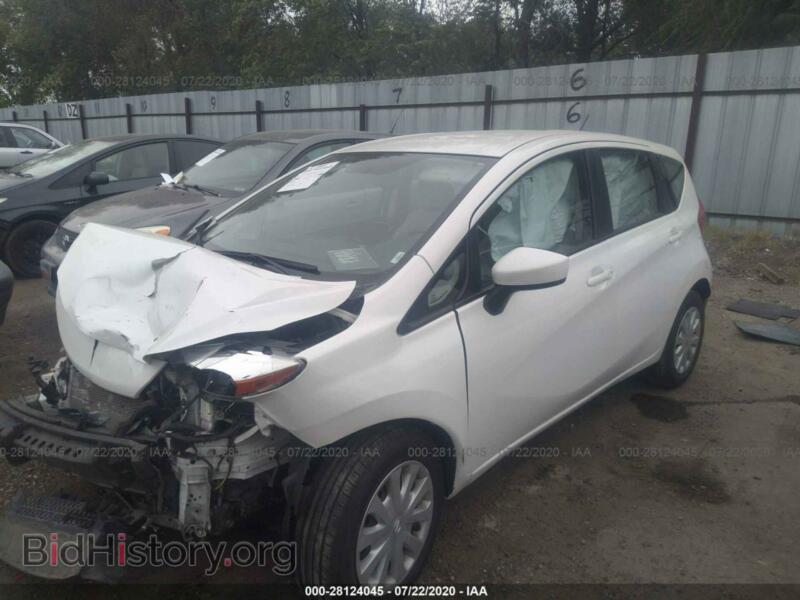 2015 Nissan VERSA NOTE (VIN 3N1CE2CP2FL360968) — фото 2 из 11