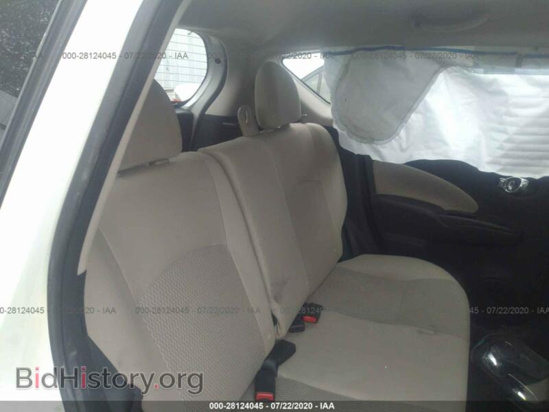 2015 Nissan VERSA NOTE (VIN 3N1CE2CP2FL360968) — фото 8 из 11