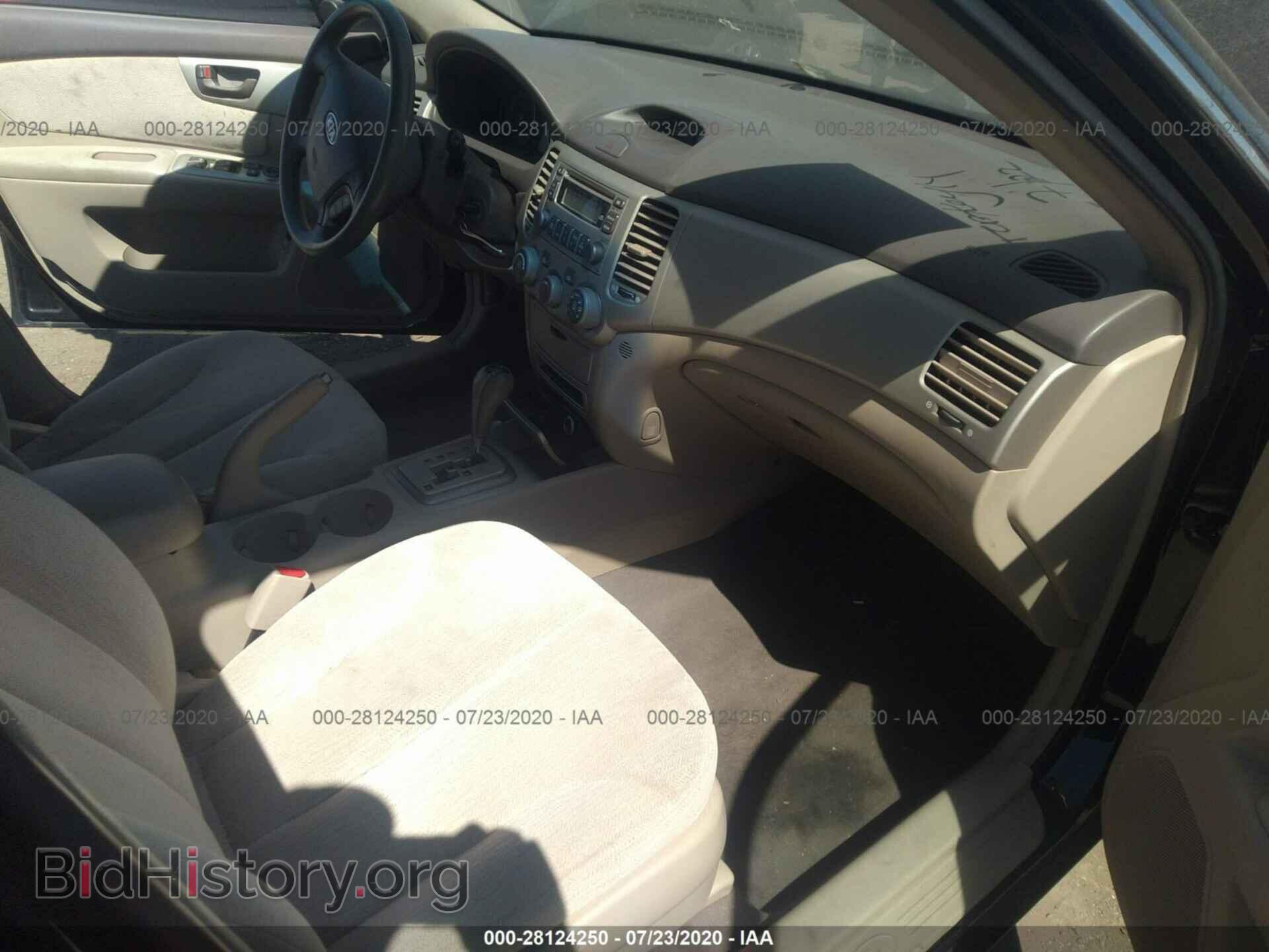 2008 KIA OPTIMA - VIN: KNAGE123X85171850 - Фото 5