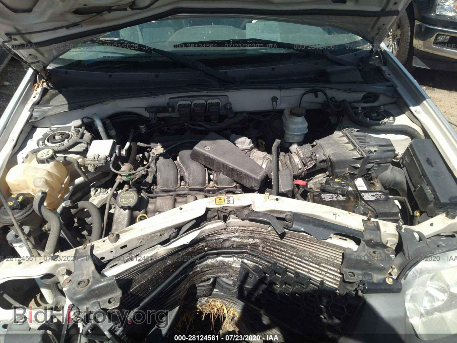 2006 FORD ESCAPE - VIN: 1FMYU93166KA30113 - Фото 10