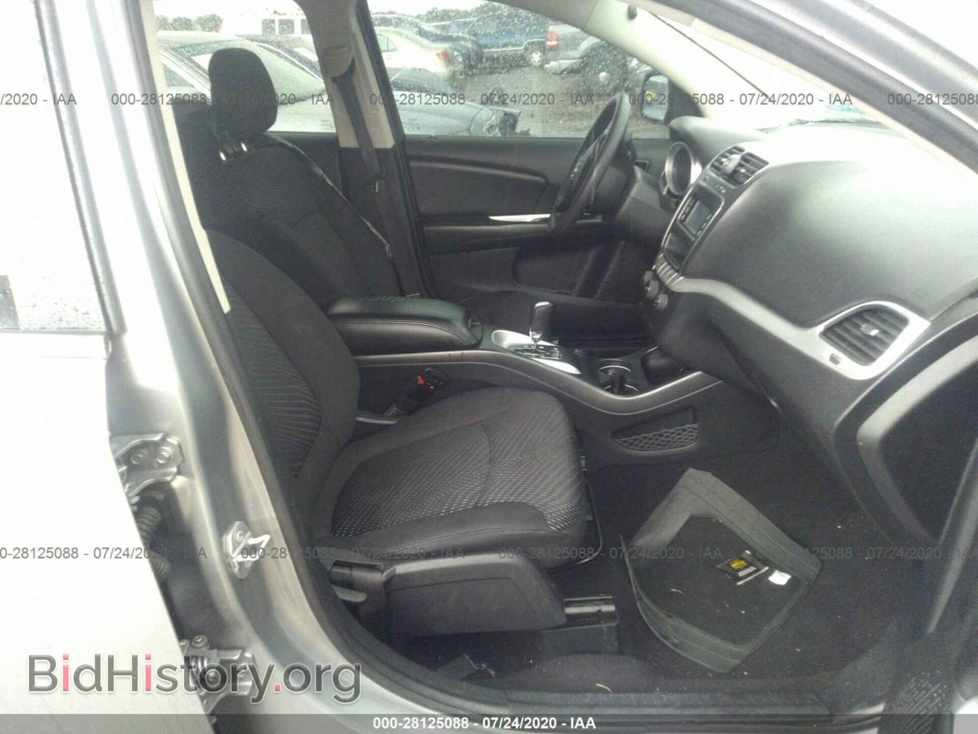 2016 DODGE JOURNEY - VIN: 3C4PDCAB2GT104071 - Фото 5