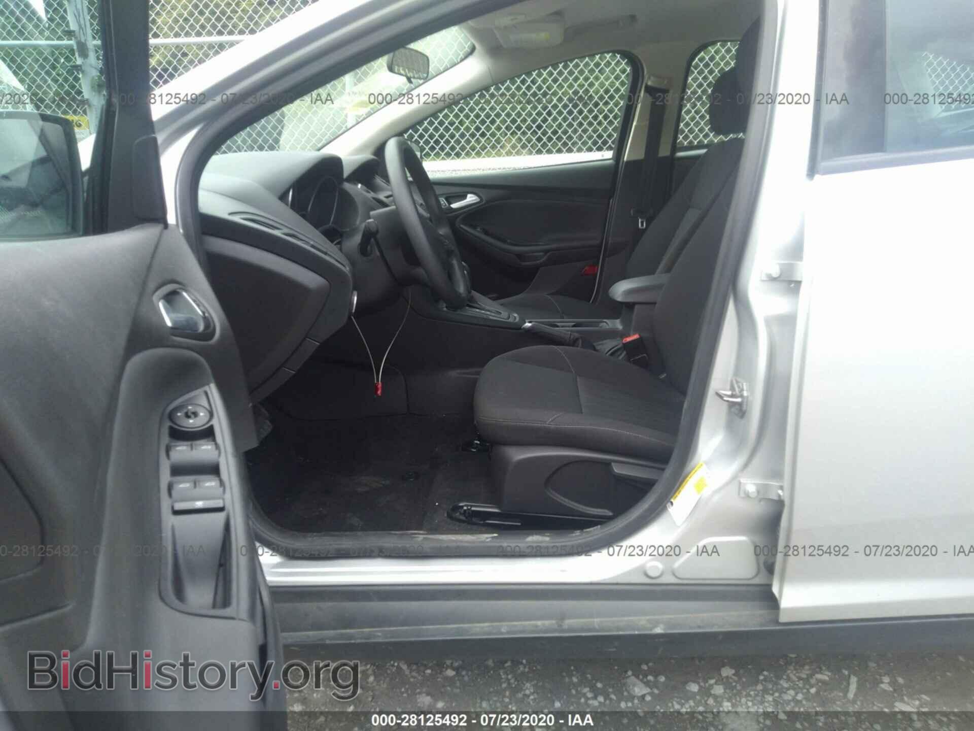 2016 FORD FOCUS - VIN: 1FADP3F29GL320875 - Photo 5