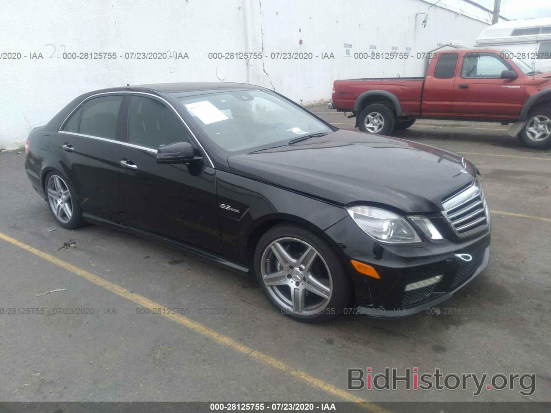 Фотография WDDHF7HB7BA382434 - MERCEDES-BENZ E-CLASS 2011