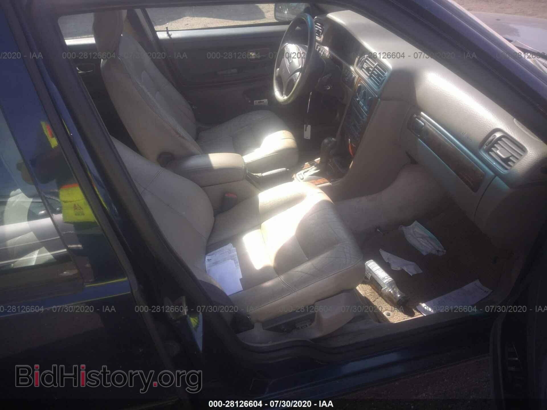 1998 VOLVO S70 - VIN: YV1LS537XW1527005 - Фото 5