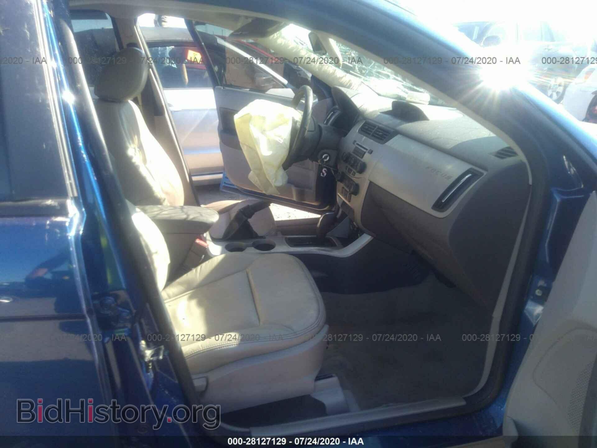 2008 FORD FOCUS - VIN: 1FAHP35N88W241646 - Фото 5