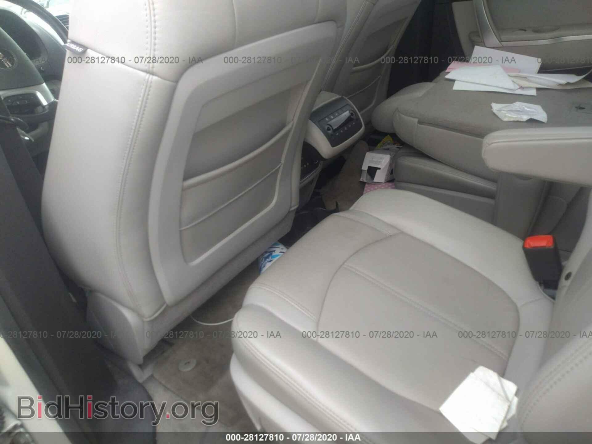 2008 GMC ACADIA - VIN: 1GKEV33748J152102 - Фото 8