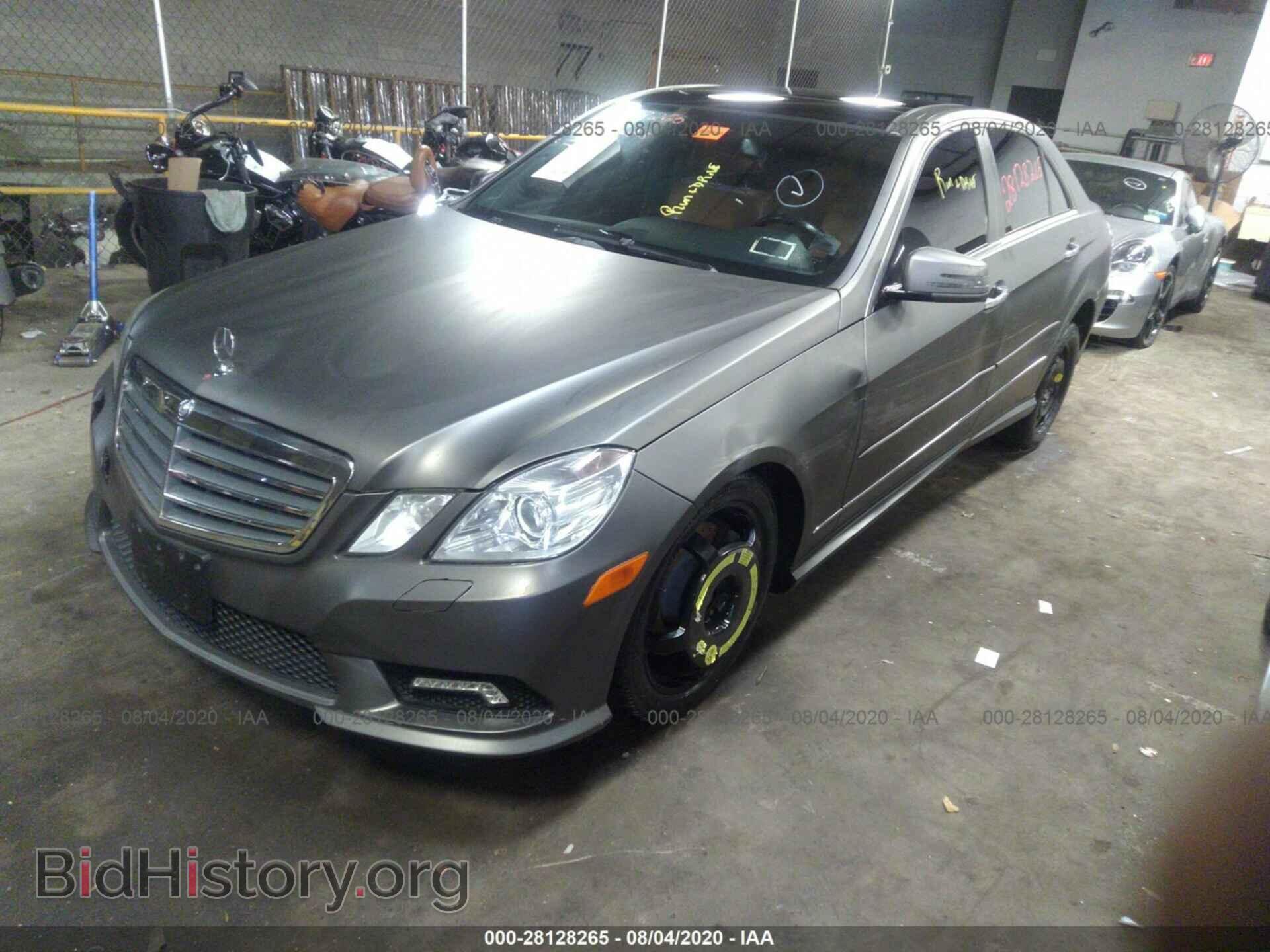 2010 MERCEDES-BENZ E-CLASS - VIN: WDDHF7CBXAA027554 - Фото 2