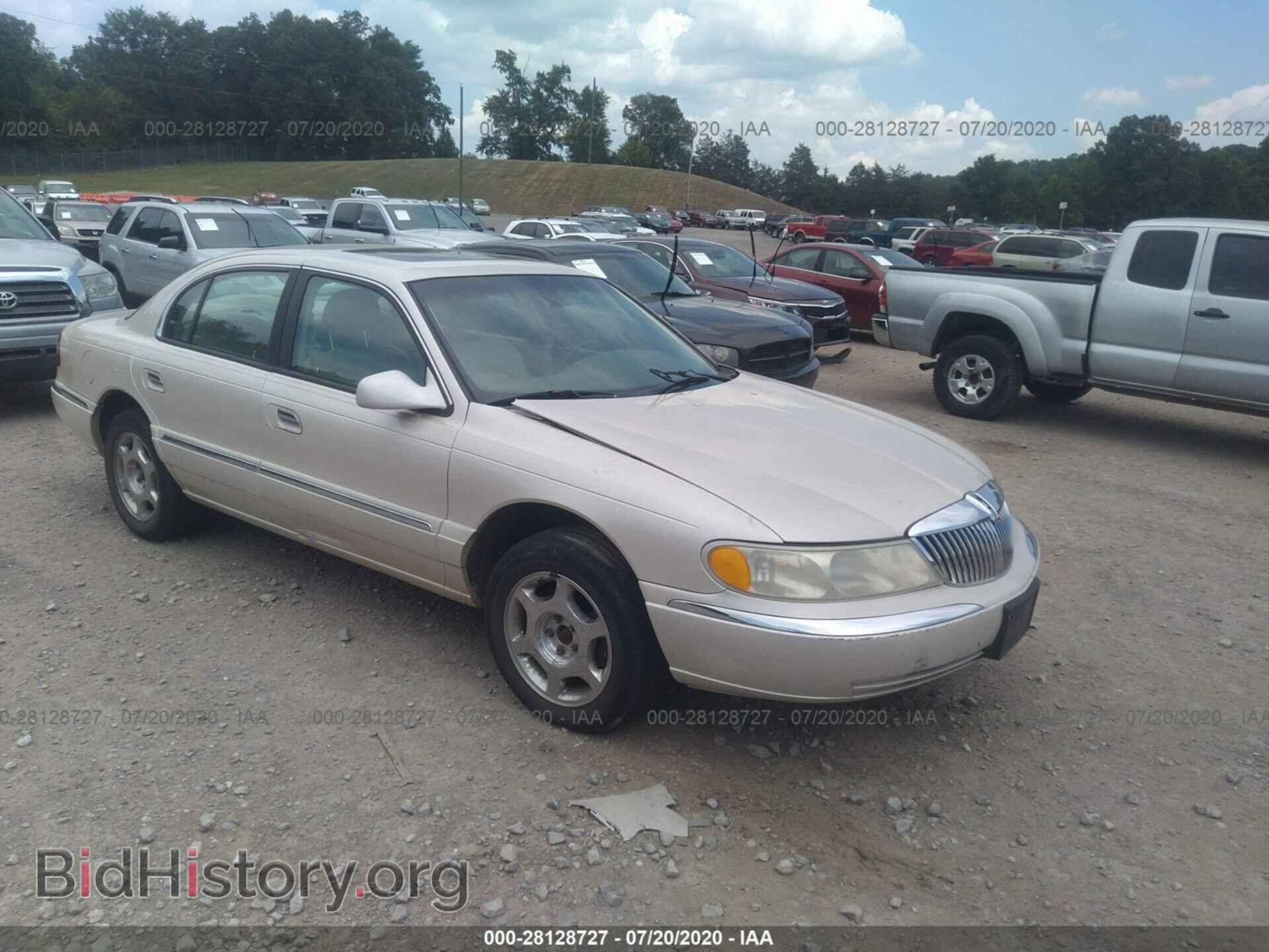 Photo 1LNHM97V4XY634285 - LINCOLN CONTINENTAL 1999