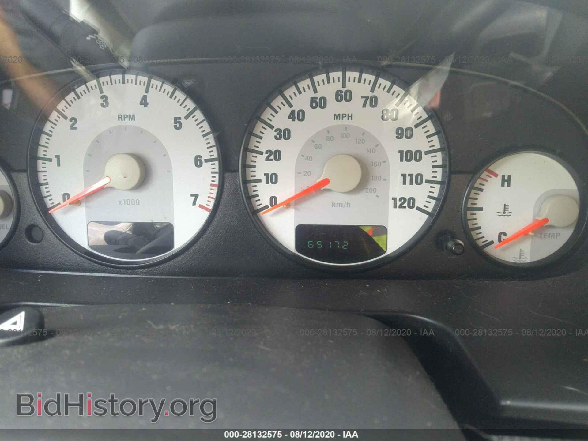 2004 CHRYSLER SEBRING - VIN: 1C3EL75R34N374449 - Фото 7