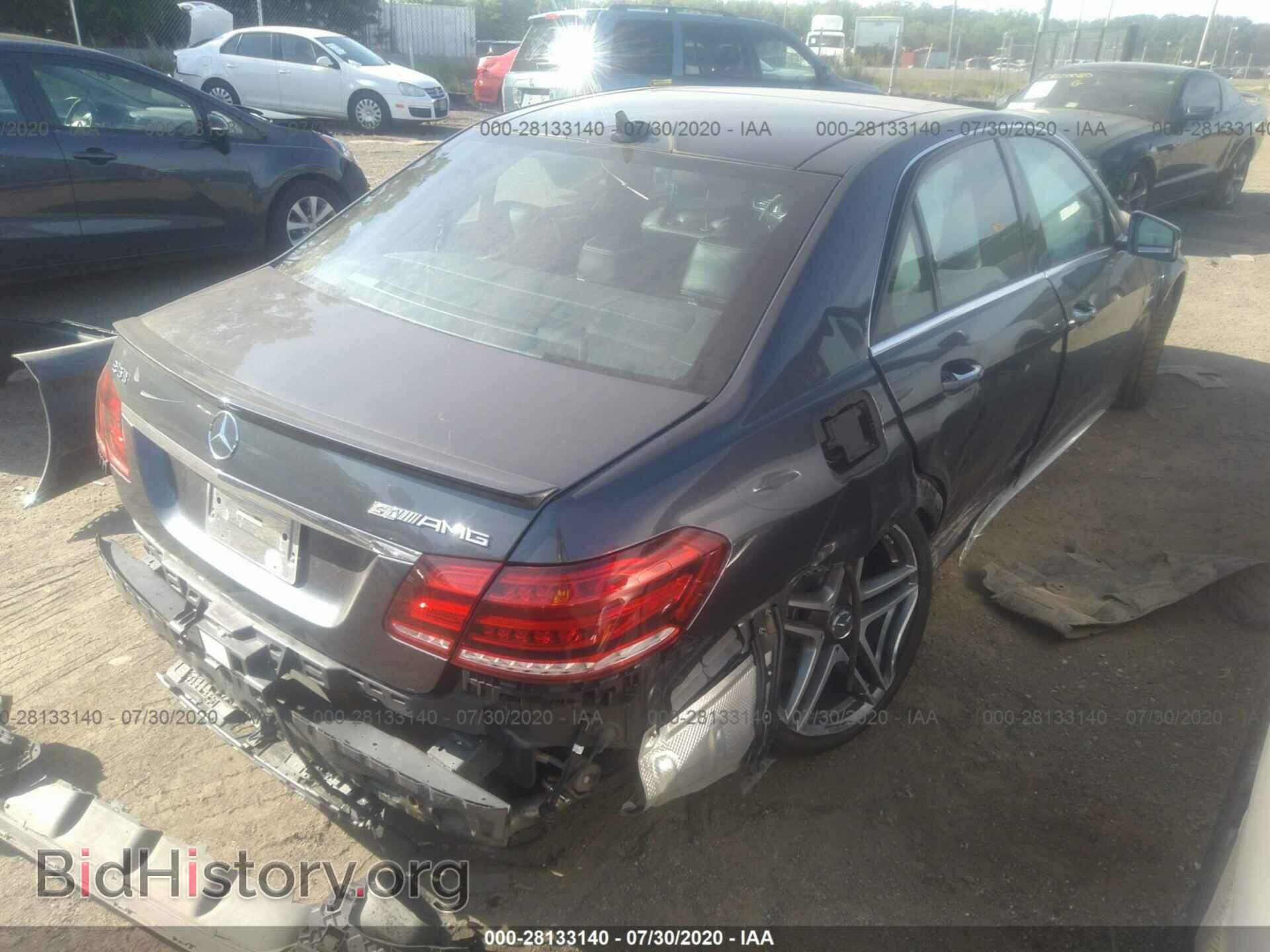2014 MERCEDES-BENZ E-CLASS - VIN: WDDHF7GB9EA946588 - Фото 4
