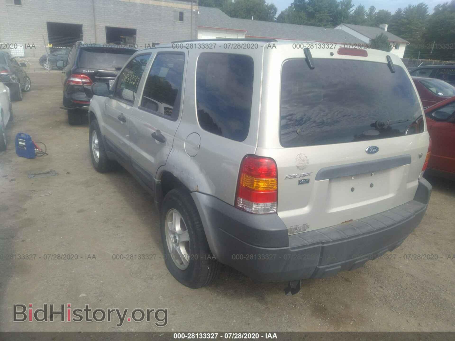 2005 FORD ESCAPE - VIN: 1FMYU93165KC72740 - Фото 3