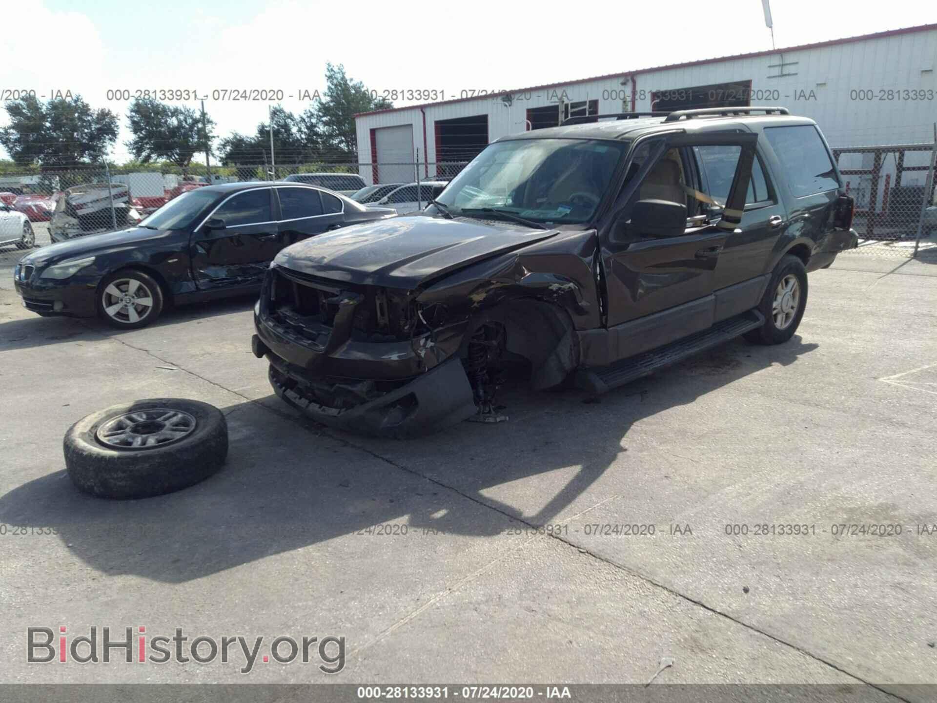 2006 FORD EXPEDITION - VIN: 1FMPU15596LA16990 - Фото 2