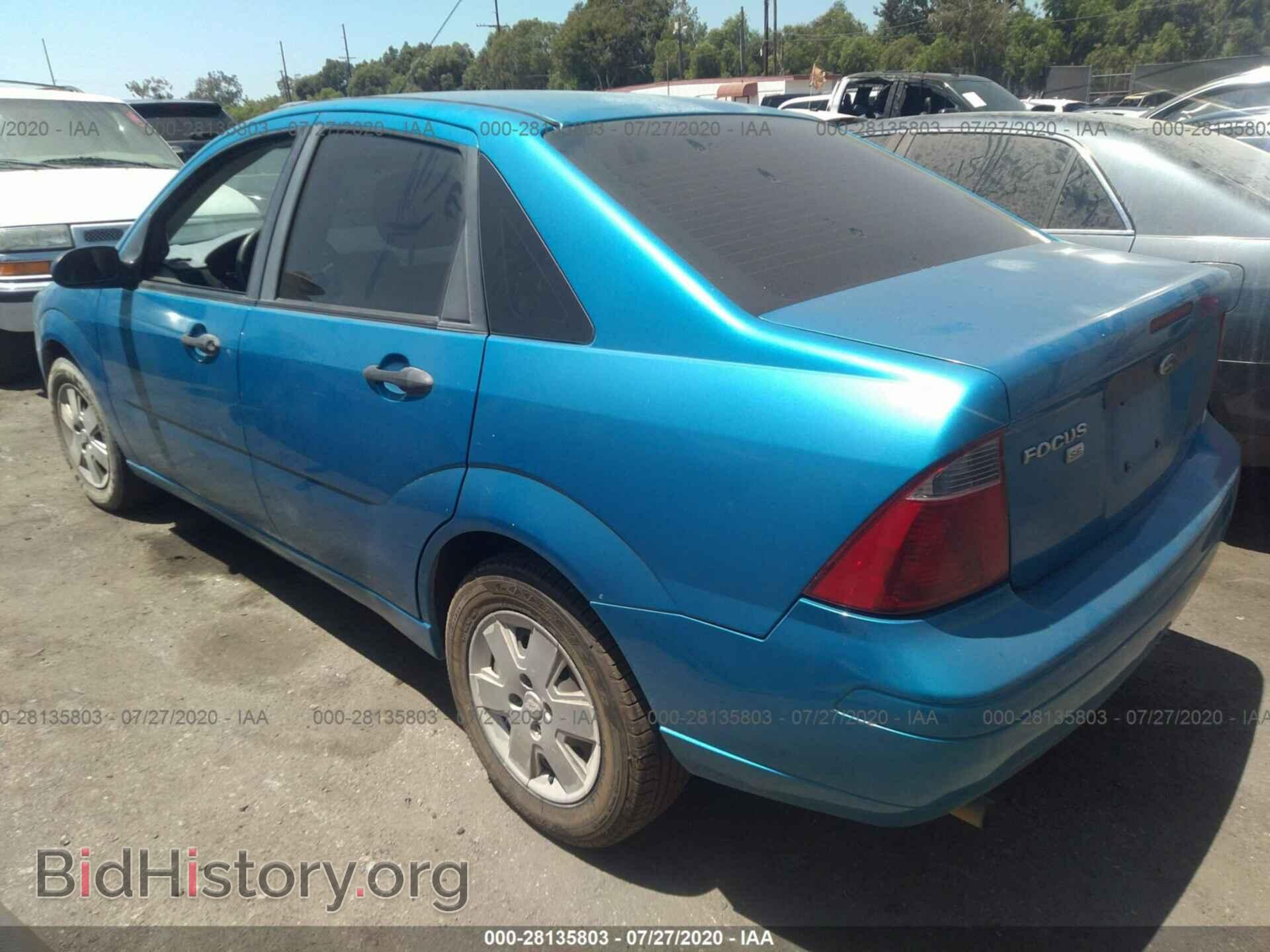 2007 FORD FOCUS - VIN: 1FAHP34N47W208269 - Фото 3