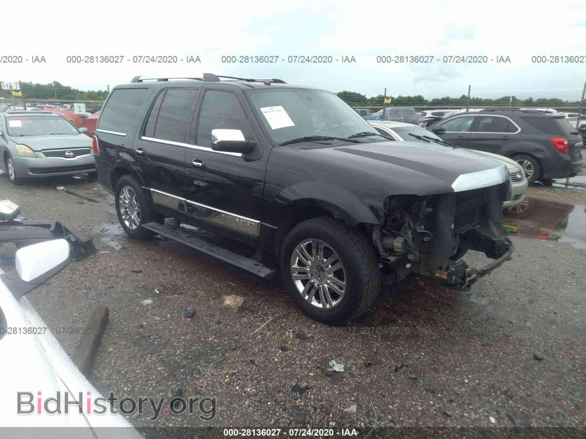 Photo 5LMJJ2H56AEJ11324 - LINCOLN NAVIGATOR 2010