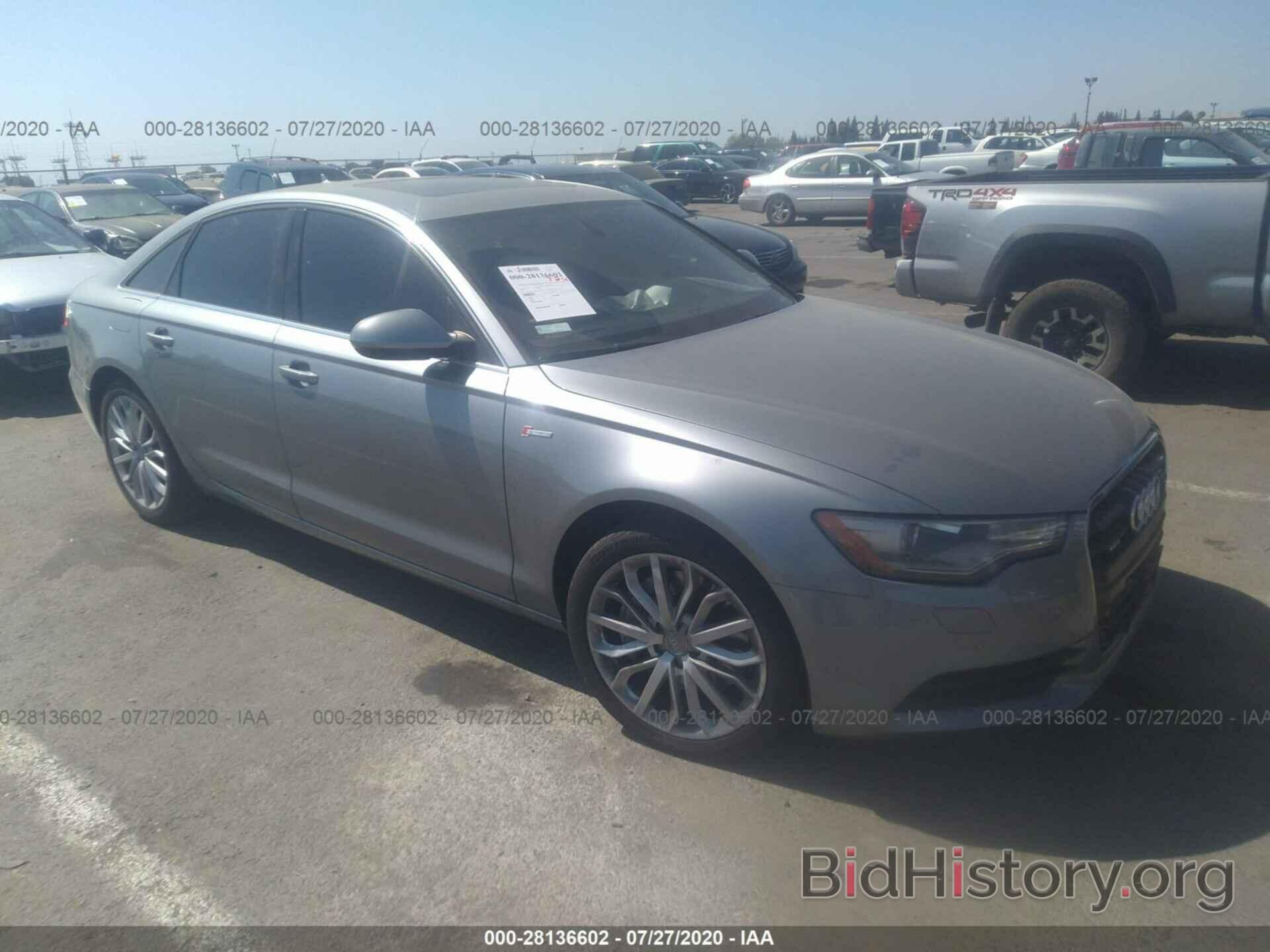 Photo WAUGGAFC2CN166476 - AUDI A6 2012