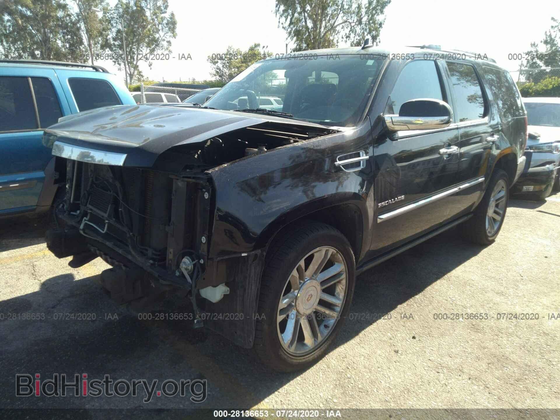 2012 CADILLAC ESCALADE - VIN: 1GYS4DEFXCR203473 - Photo 2