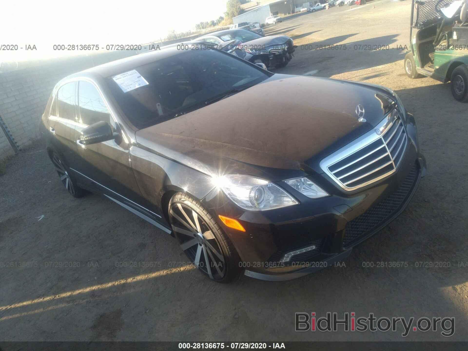 Photo WDDHF5GB2AA097726 - MERCEDES-BENZ E-CLASS 2010