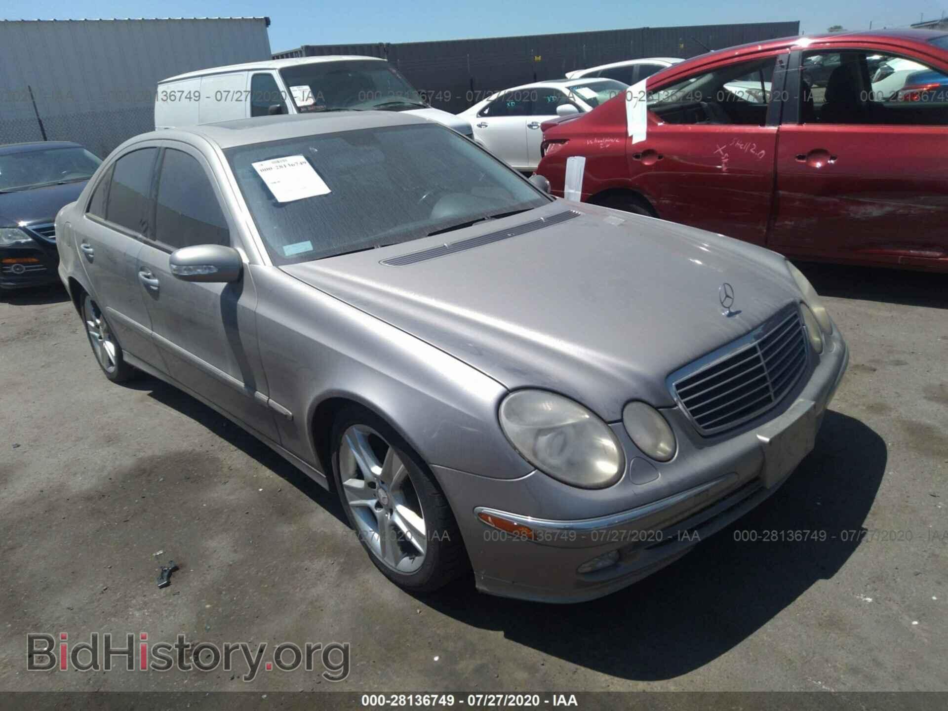 Фотография WDBUF65J83A332642 - MERCEDES-BENZ E-CLASS 2003