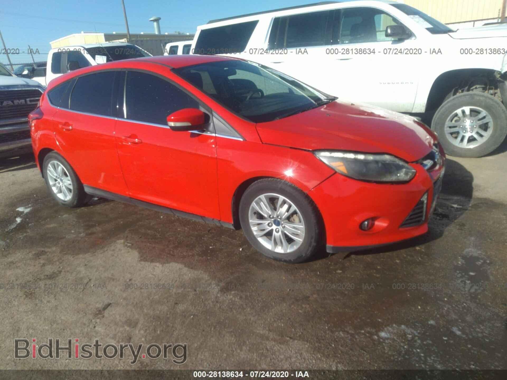 Photo 1FAHP3M26CL367408 - FORD FOCUS 2012