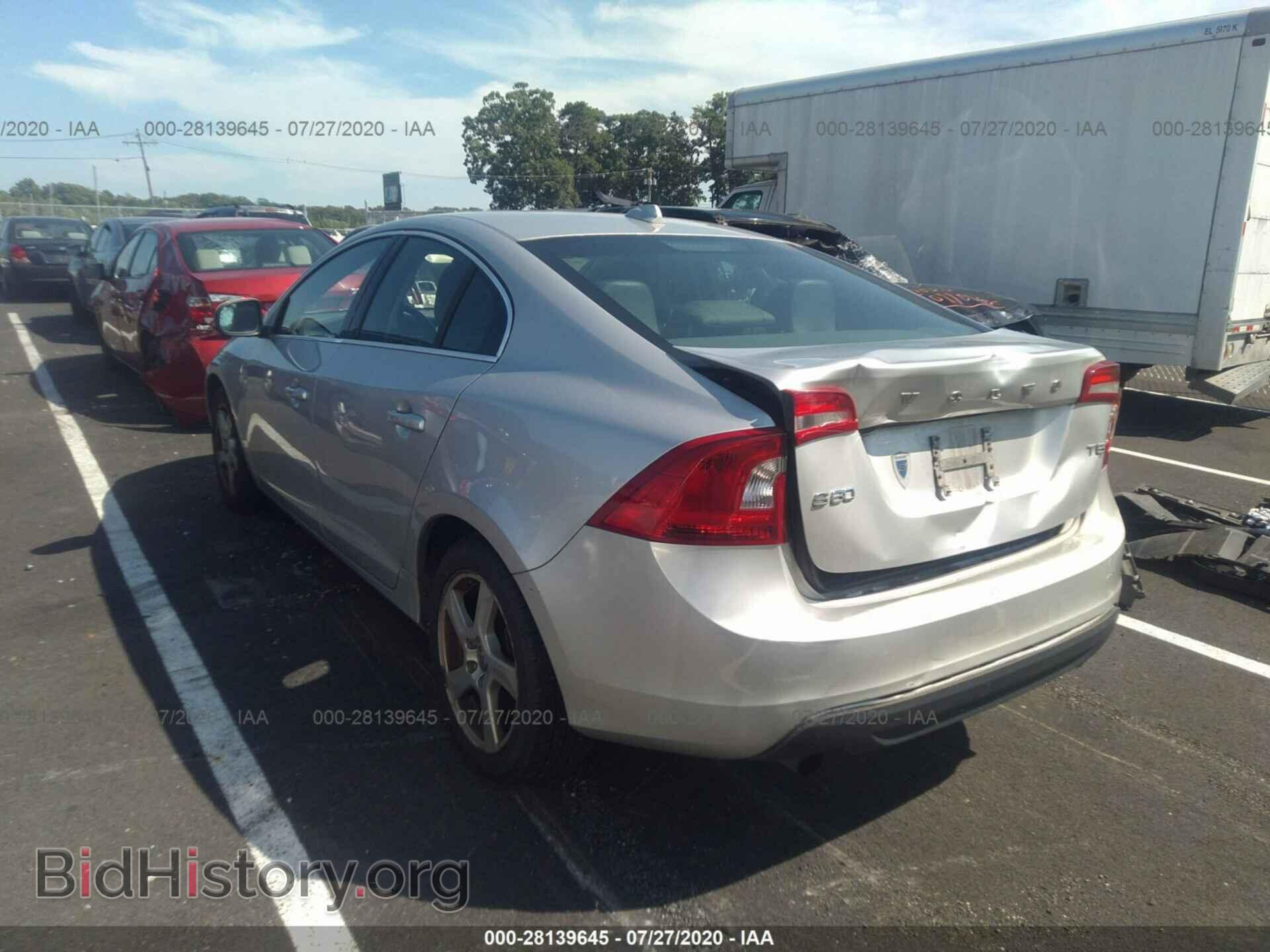 2012 VOLVO S60 - VIN: YV1622FS3C2043937 - Фото 3