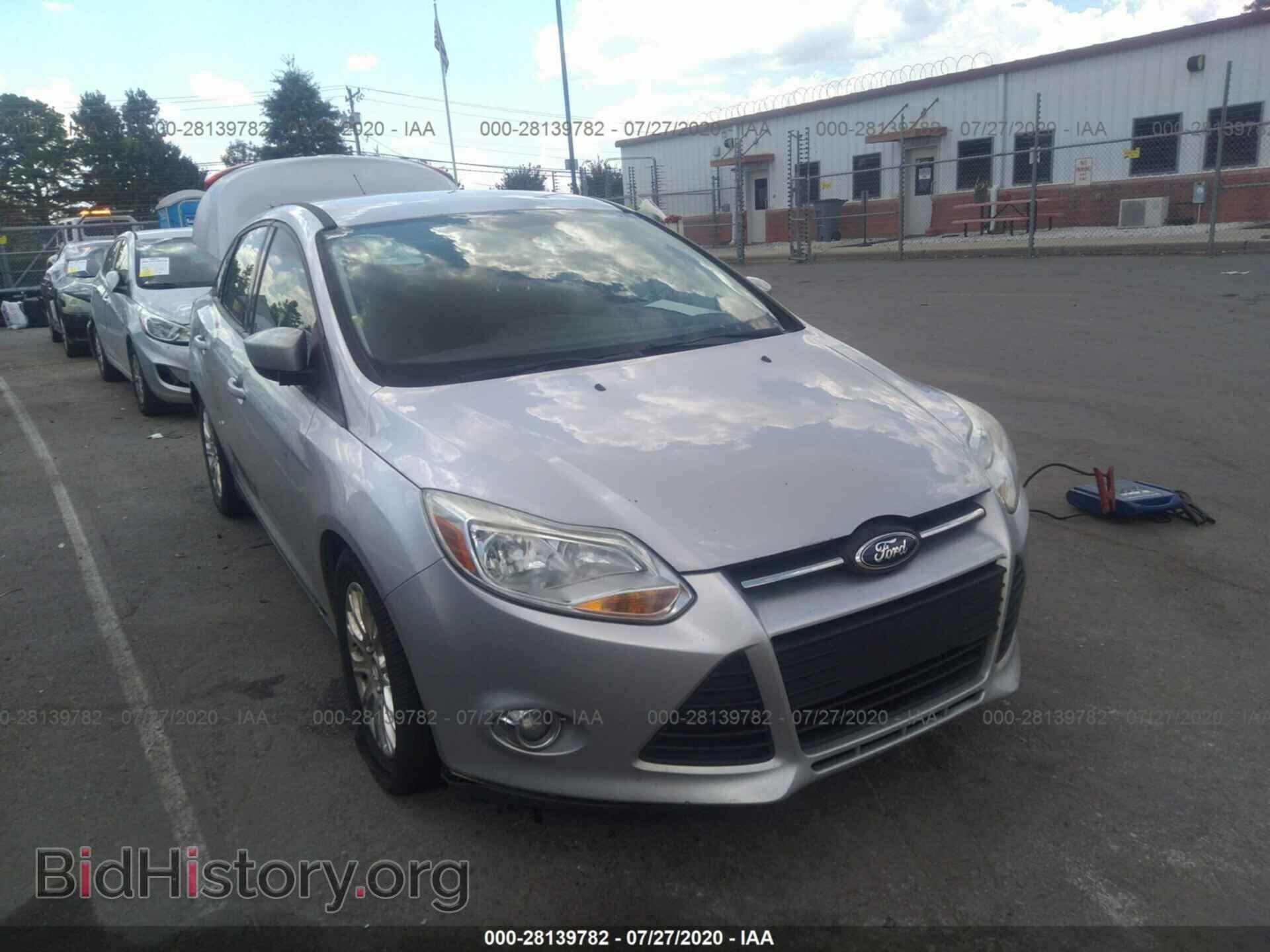 Photo 1FAHP3F25CL379322 - FORD FOCUS 2012