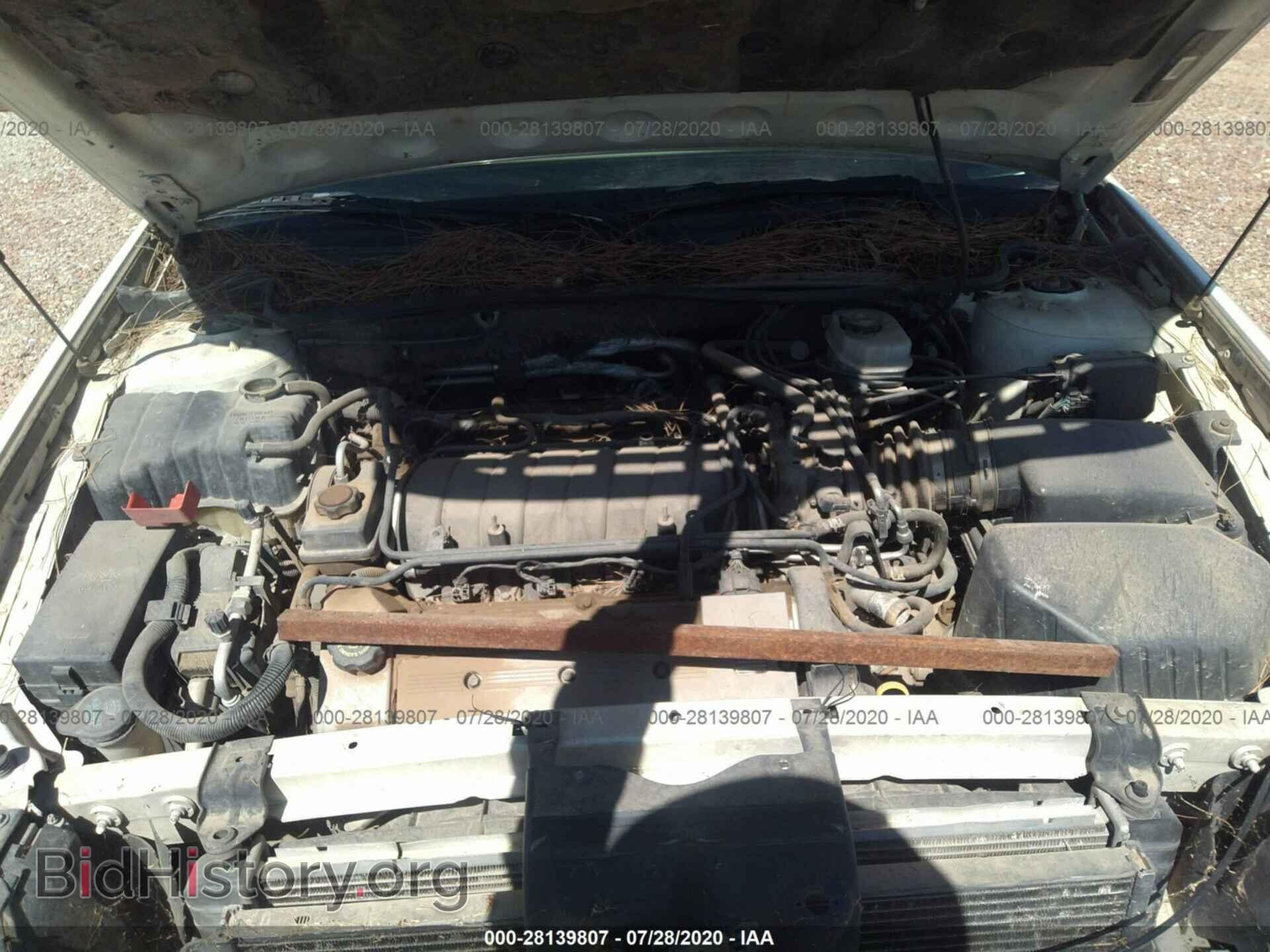 2000 CADILLAC DEVILLE - VIN: 1G6KD54YXYU263386 - Photo 10