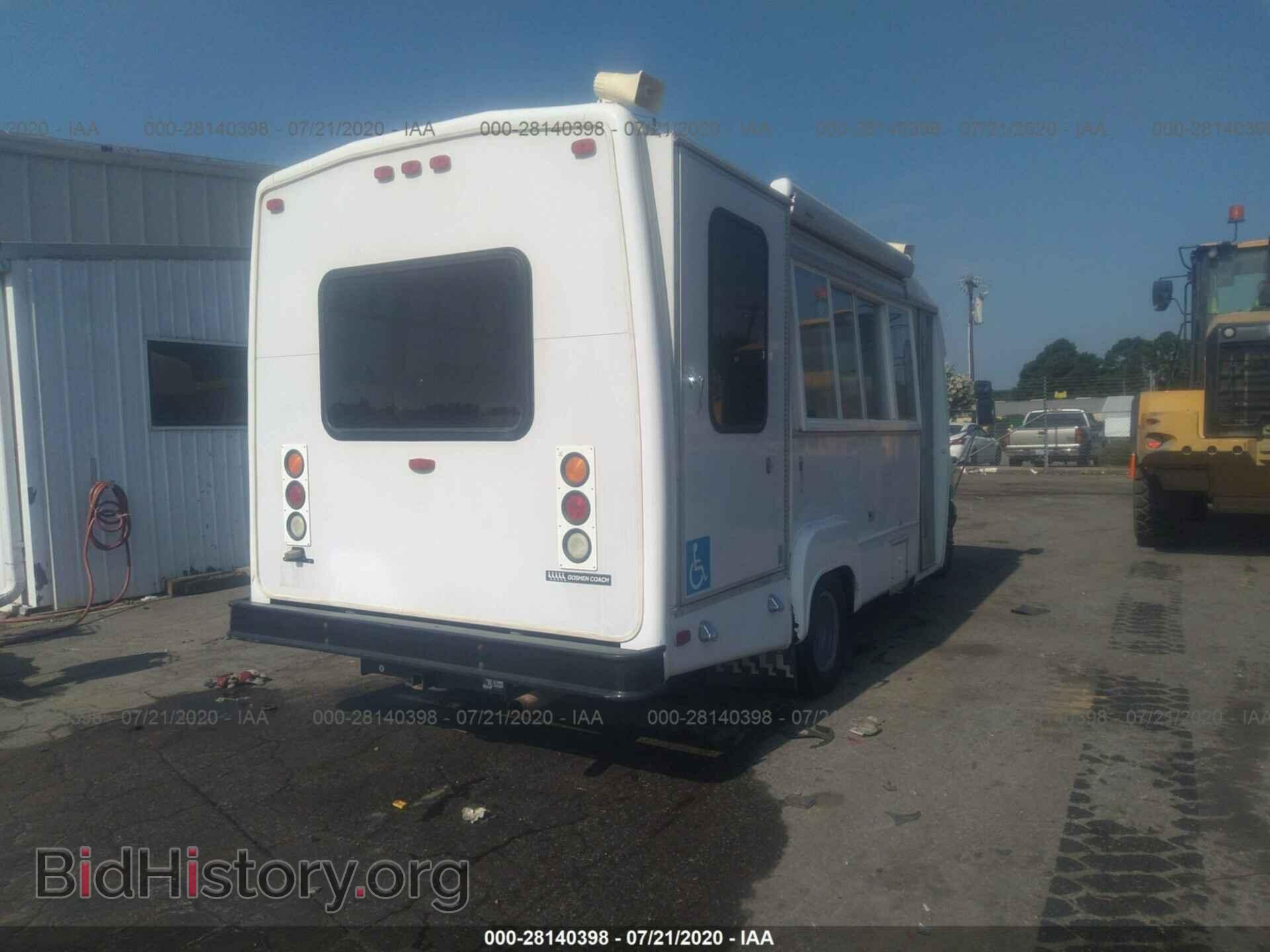 2004 FORD ECONOLINE - VIN: 1FDXE45S34HA36611 - Фото 4