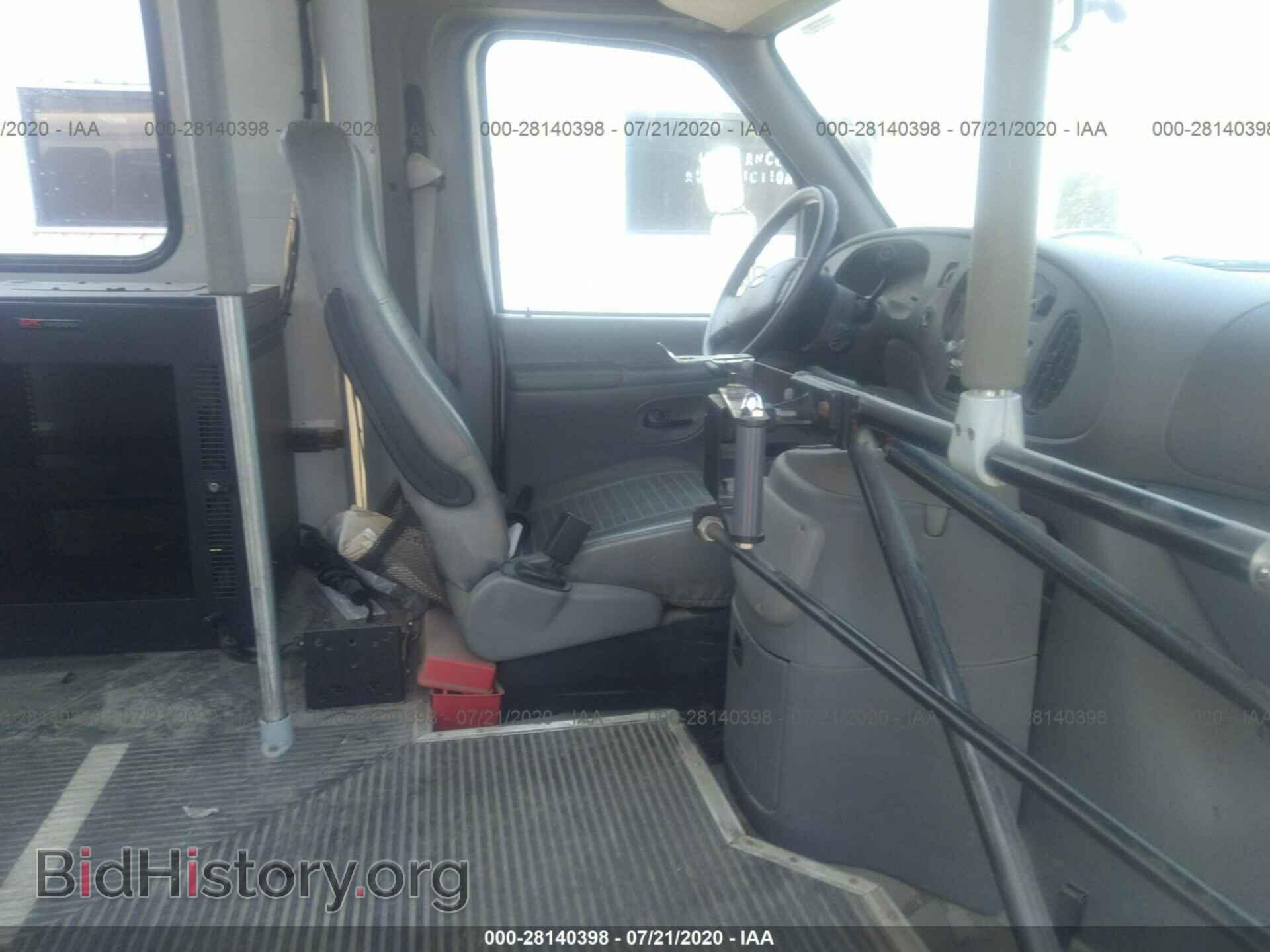 2004 FORD ECONOLINE - VIN: 1FDXE45S34HA36611 - Фото 5