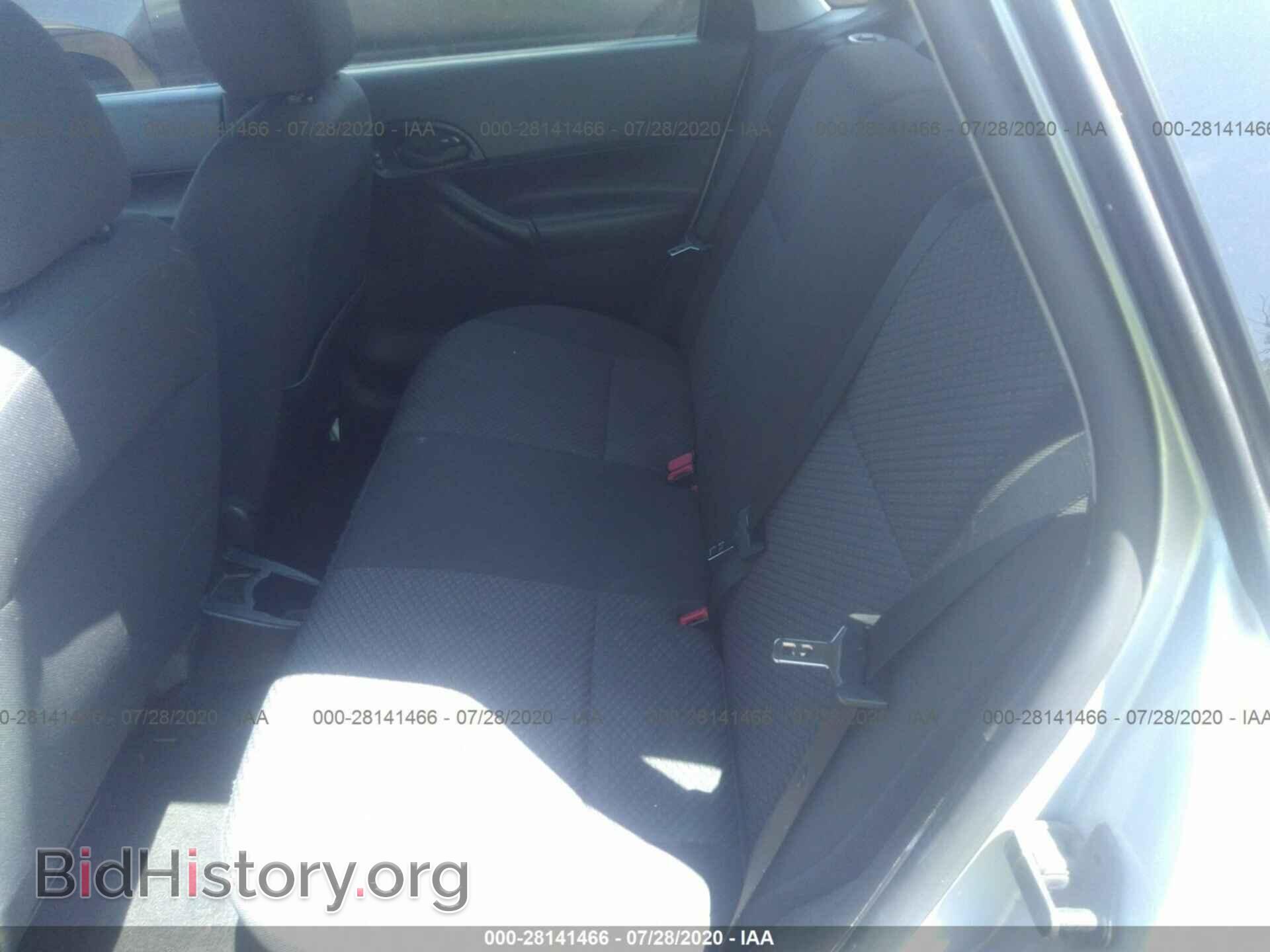 2006 FORD FOCUS - VIN: 1FAFP37N76W141636 - Фото 8