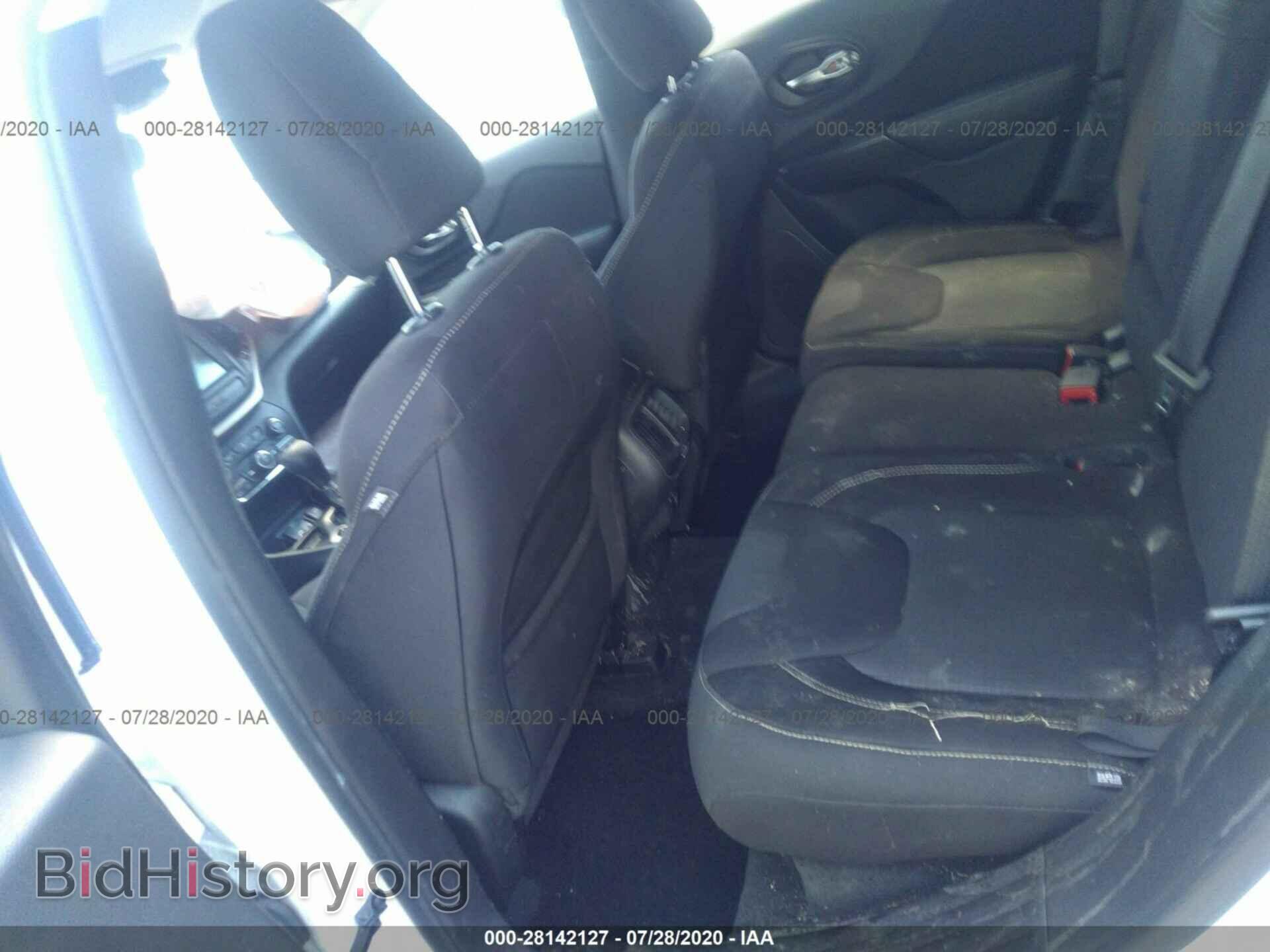 2015 JEEP CHEROKEE - VIN: 1C4PJLCB1FW608321 - Фото 8