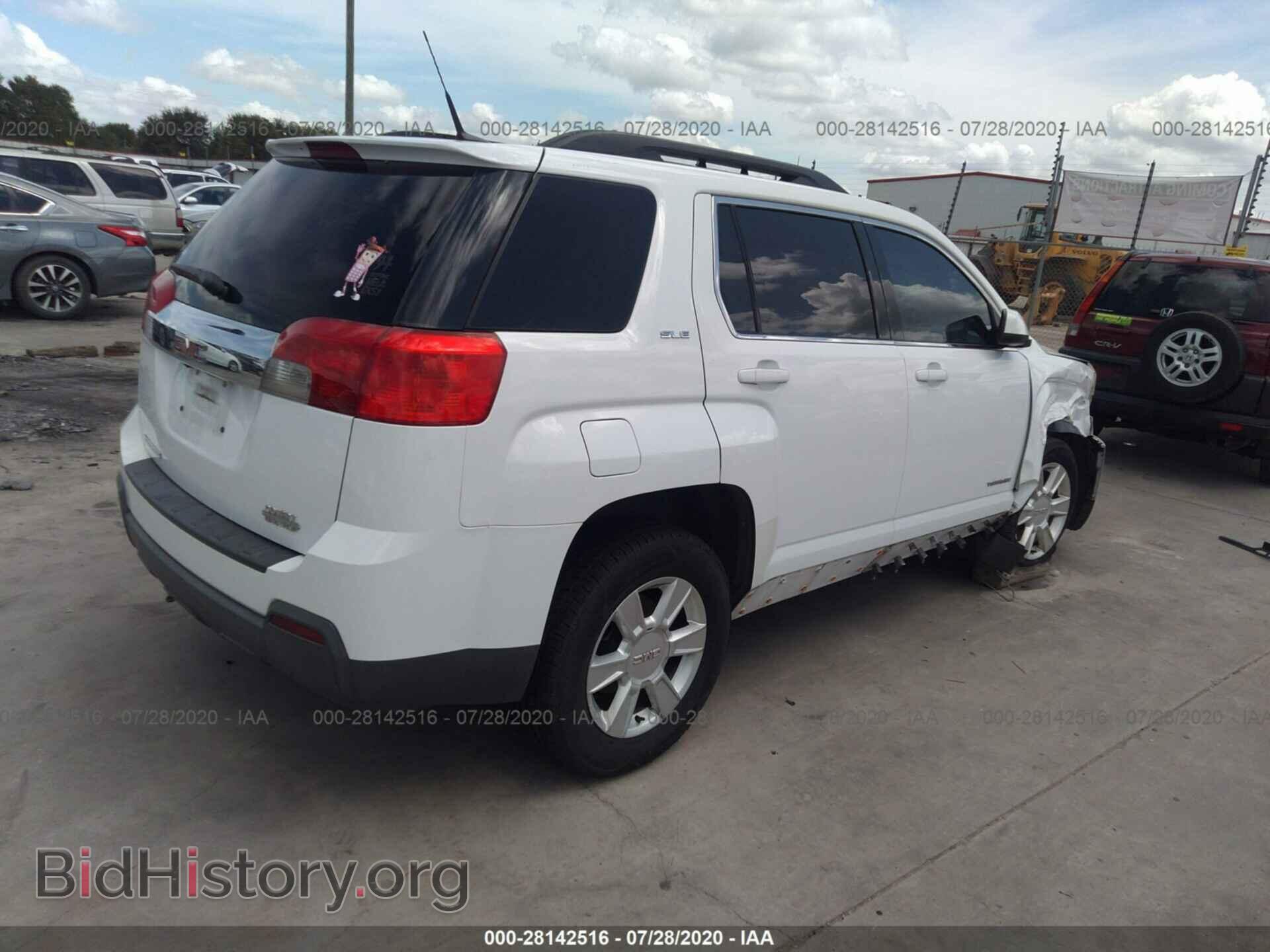 2010 GMC TERRAIN - VIN: 2CTALDEW2A6256248 - Photo 4