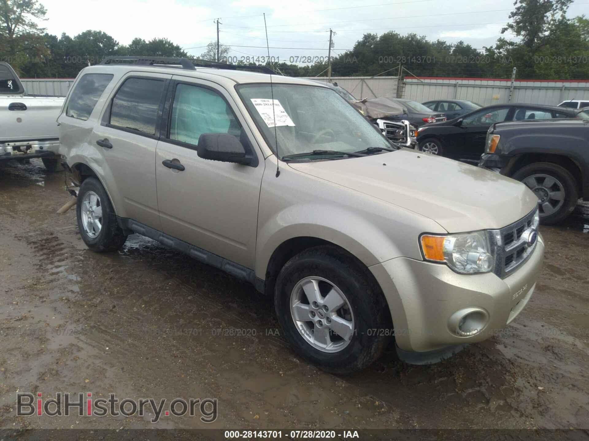 Фотография 1FMCU0C77CKA85398 - FORD ESCAPE 2012