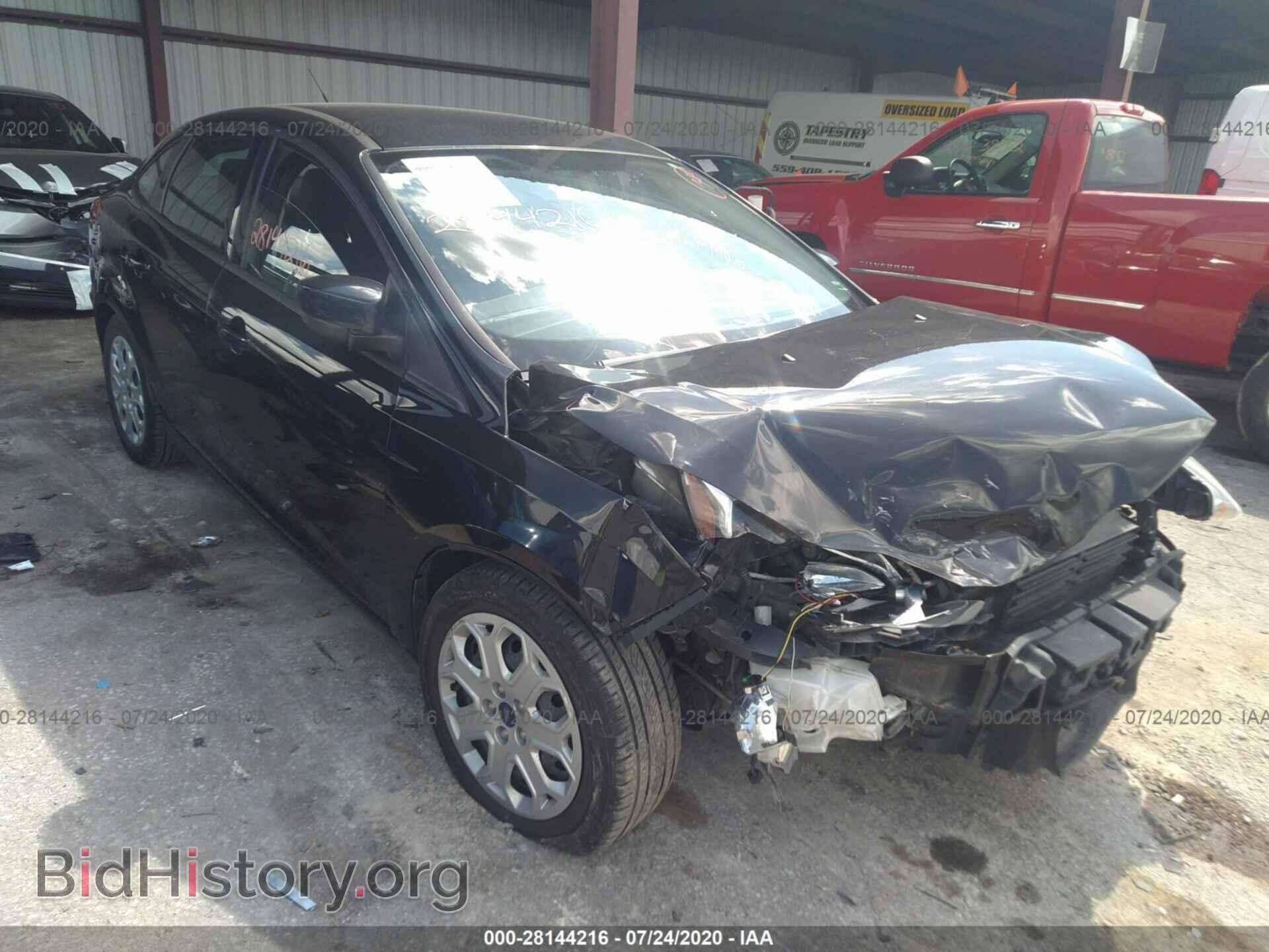 Photo 1FAHP3F2XCL384693 - FORD FOCUS 2012