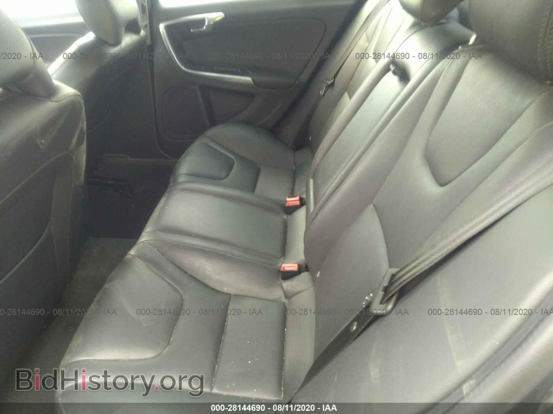 2015 VOLVO S60 - VIN: YV140MFC7F2317730 - Фото 8