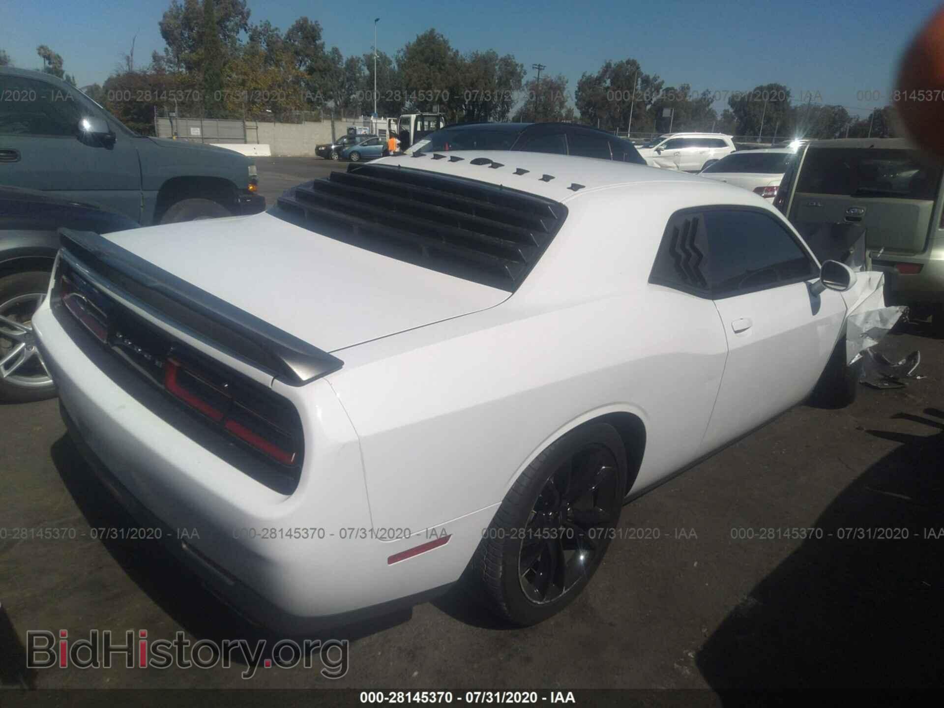 2018 DODGE CHALLENGER - VIN: 2C3CDZAG9JH255507 - Фото 4